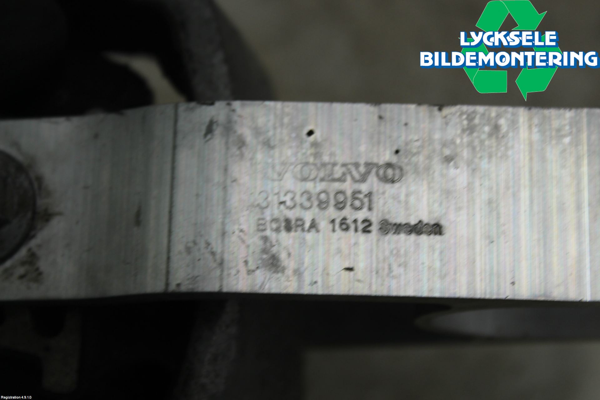 Volvo V90 17->> Motorfäste