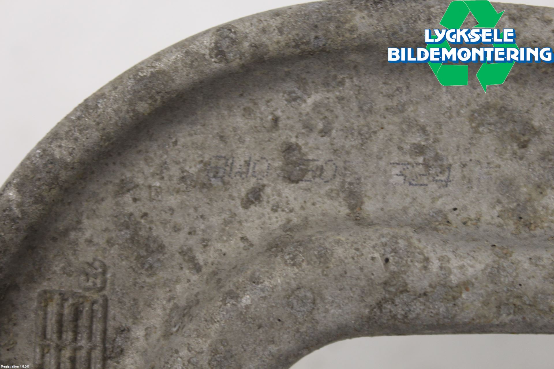 Audi A4/S4 B9 20- Bärarm Bak Övre Höger