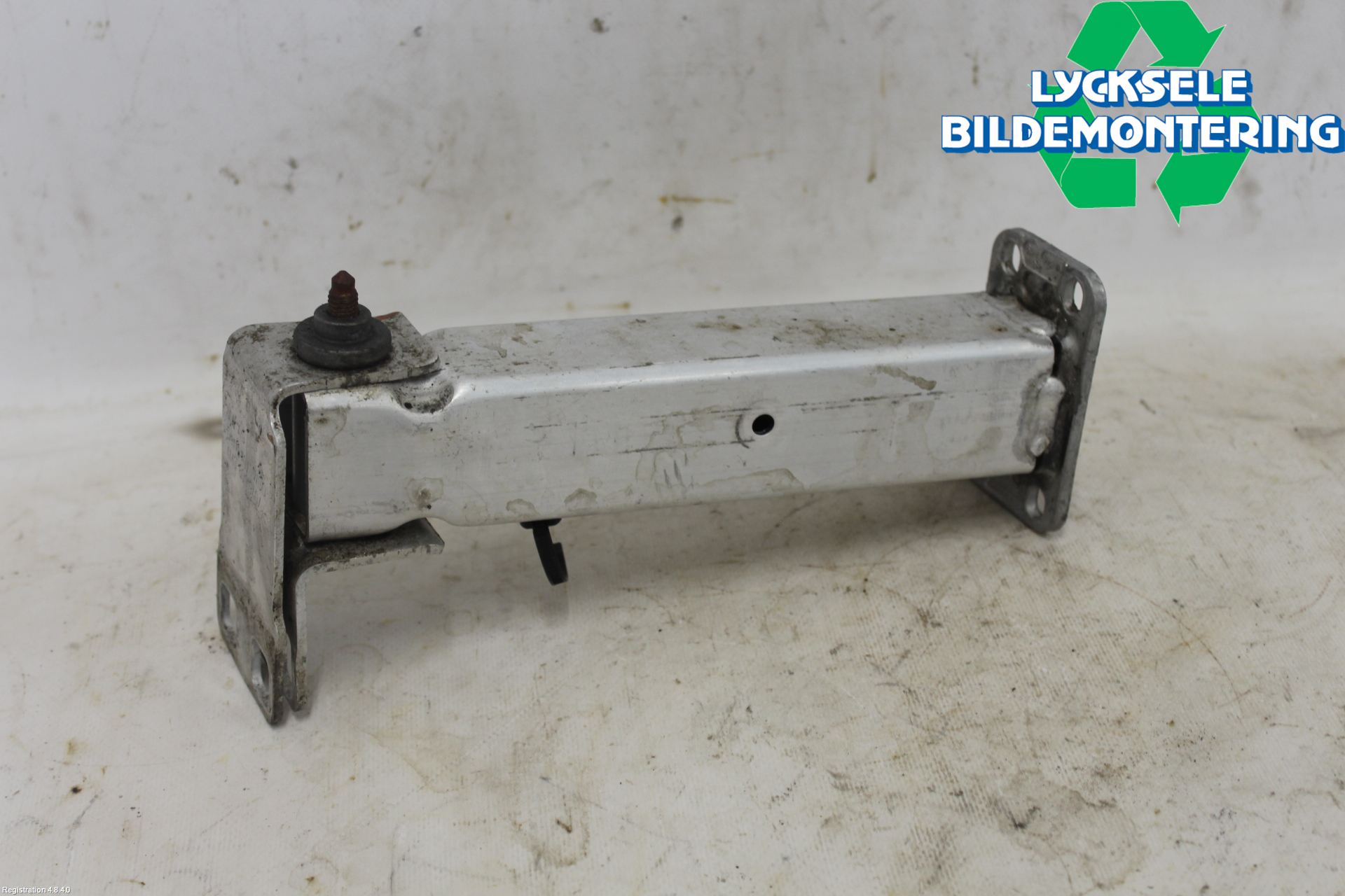 Audi Q8/SQ8 4M 19- Stötfångarbärjärn Fram