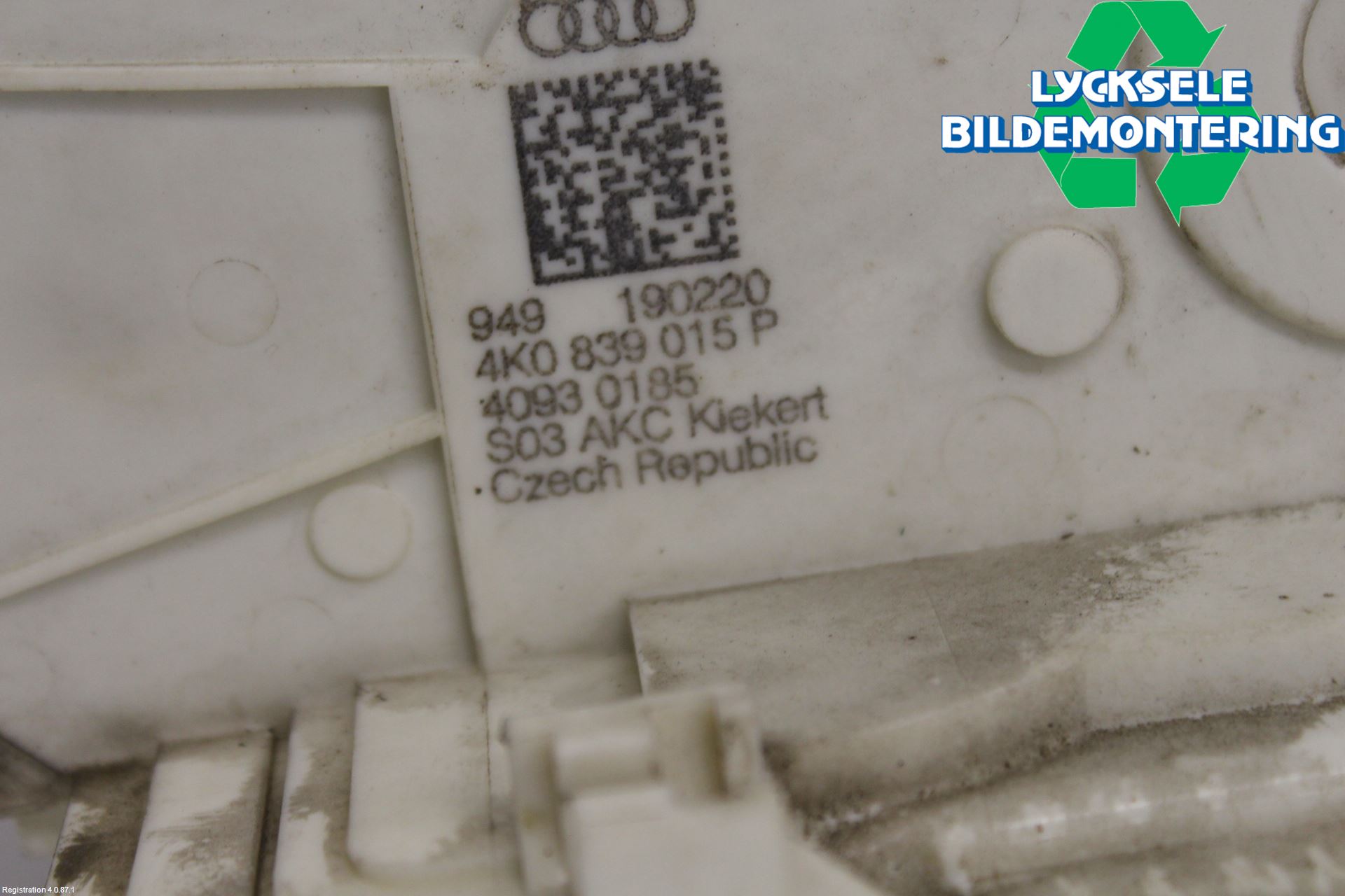 Audi A6 F2/C8 19- Låskista-Dörrlås