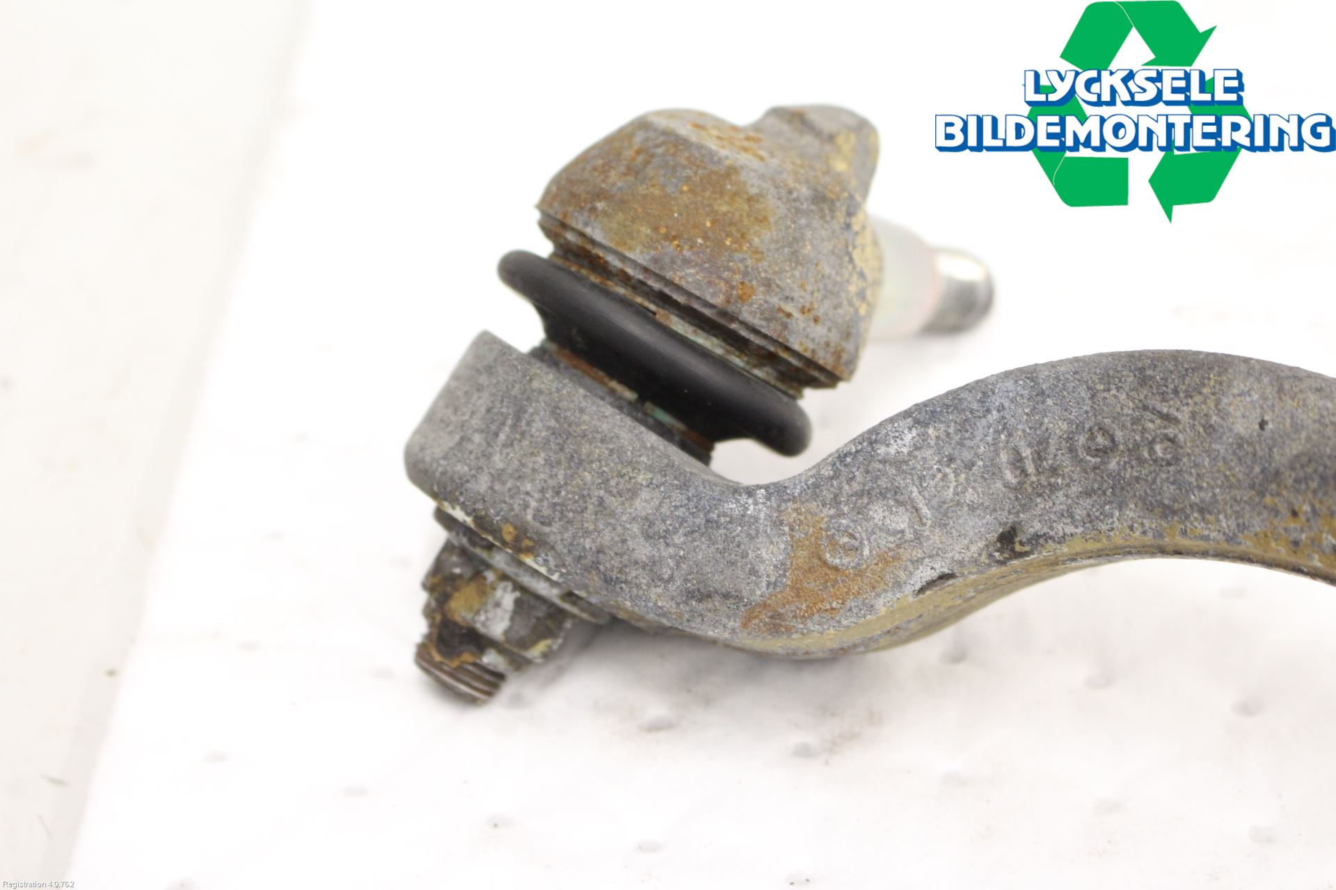Mercedes-Benz MB E-KLASS (W212) 09-16 Bärarm Fram Undre Hö