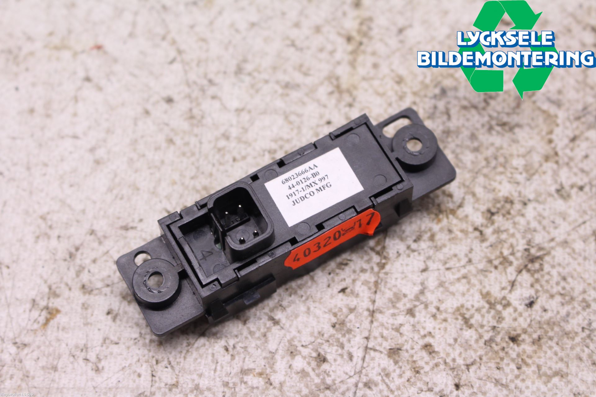 Dodge PICK UP RAM 81- Strömställare Taklucka