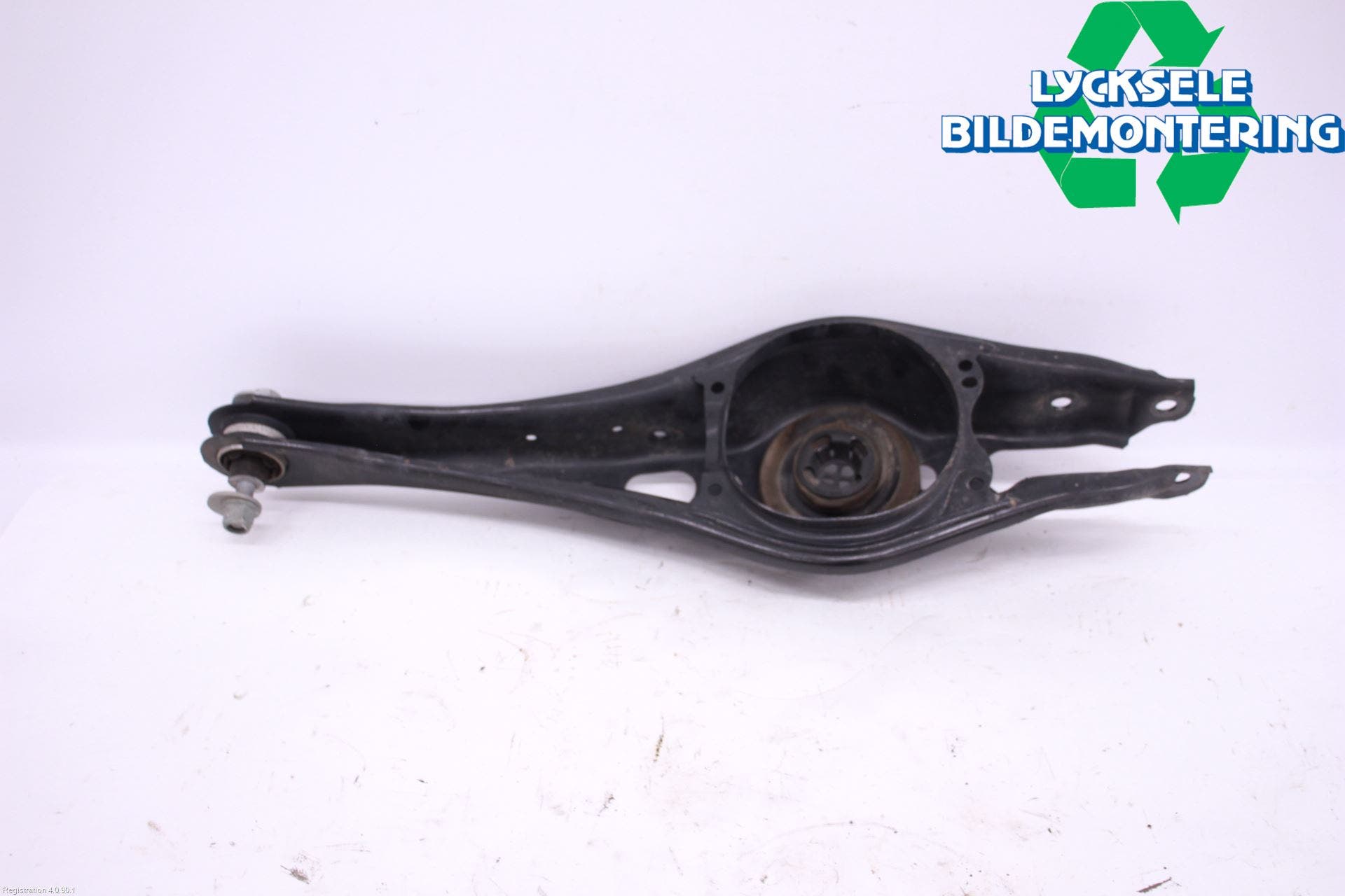 Skoda SUPERB 16-24 Bärarm Bak Vänster