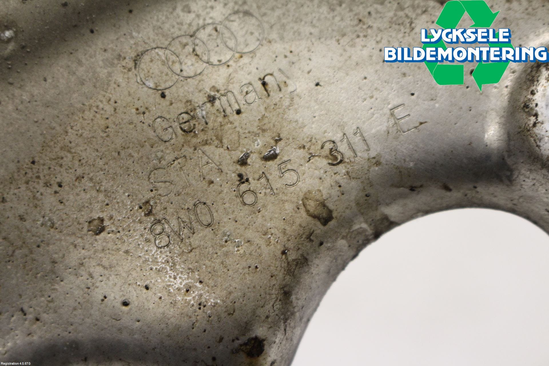 Audi A6 F2/C8 19- Bromssköld Fram