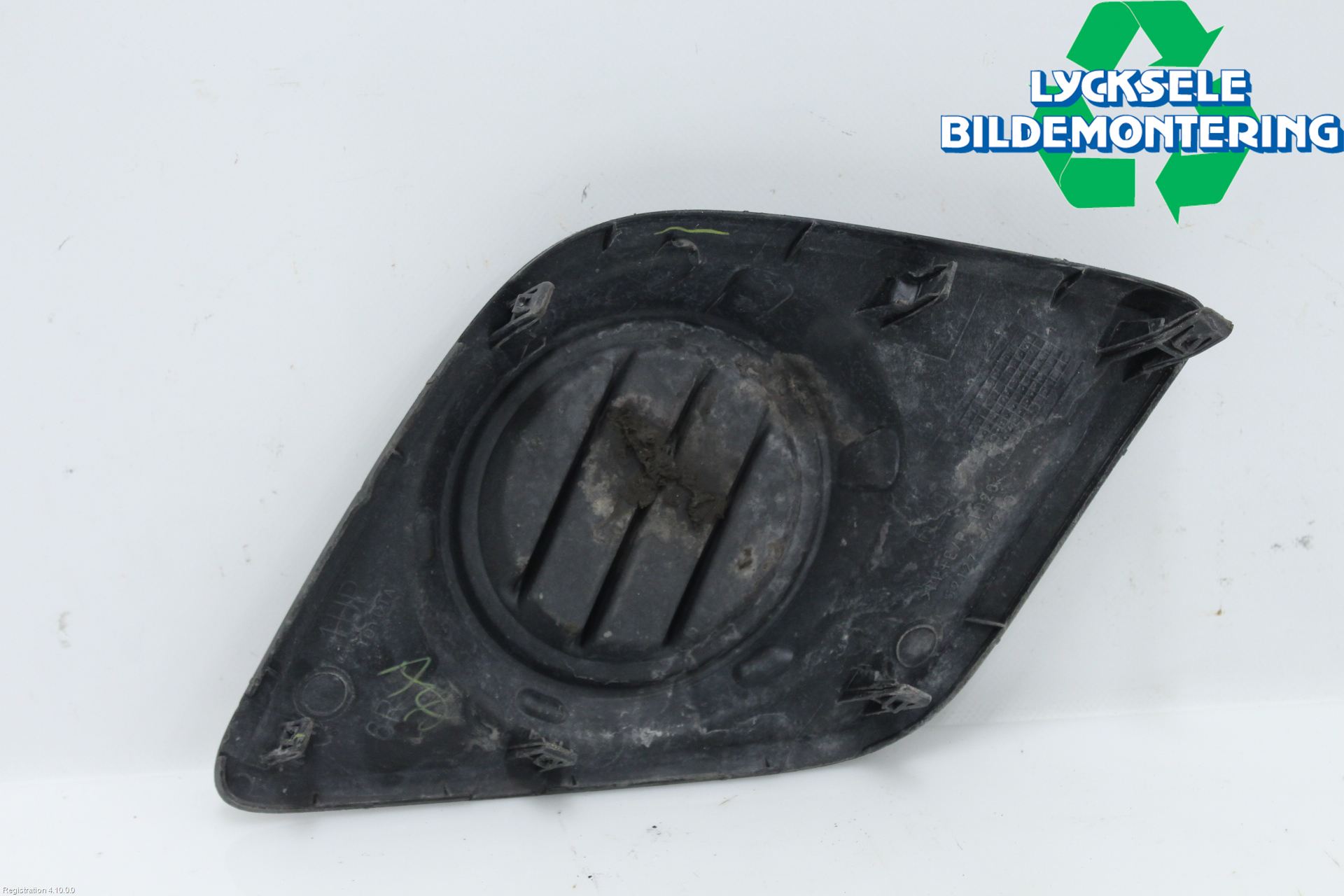 Toyota HILUX 16- Stötfångardel Fram Hö