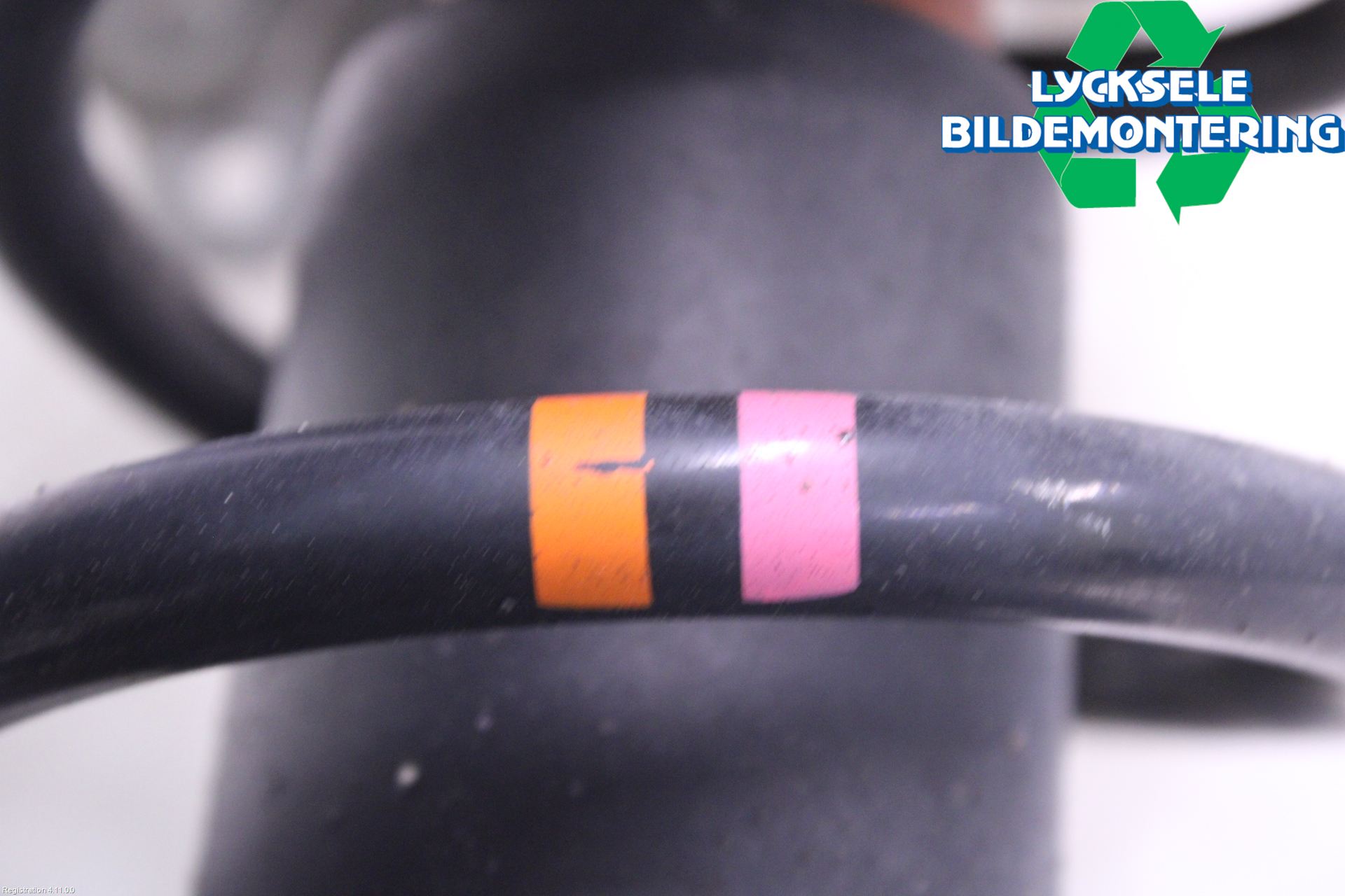 Audi A4 12-15 Fjäderben Fram Vänster