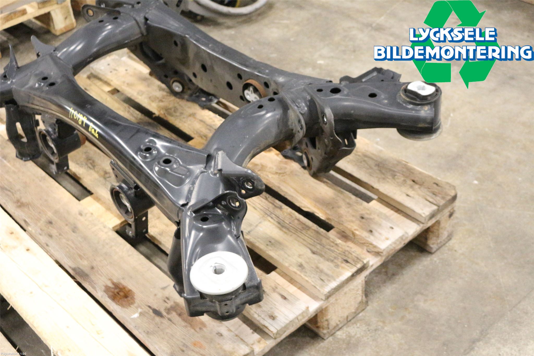 Mazda CX-60 22- Bakaxelbalk