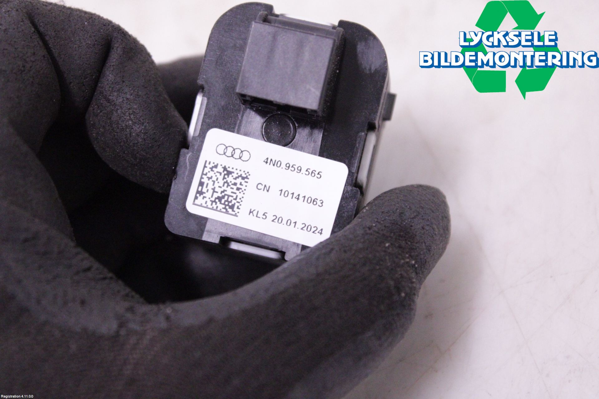 Audi Q4 E-TRON FZ 22- Strömställare Spegel