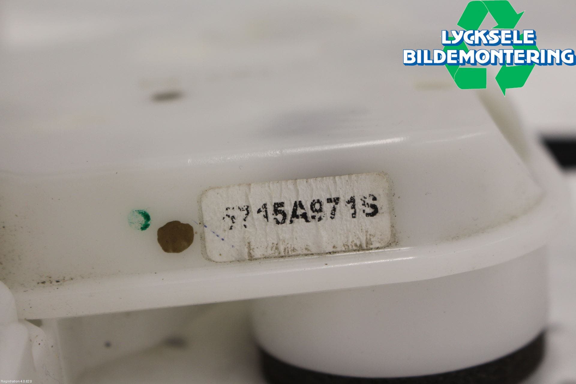 Mitsubishi L200 16-23 Låskista-Dörrlås