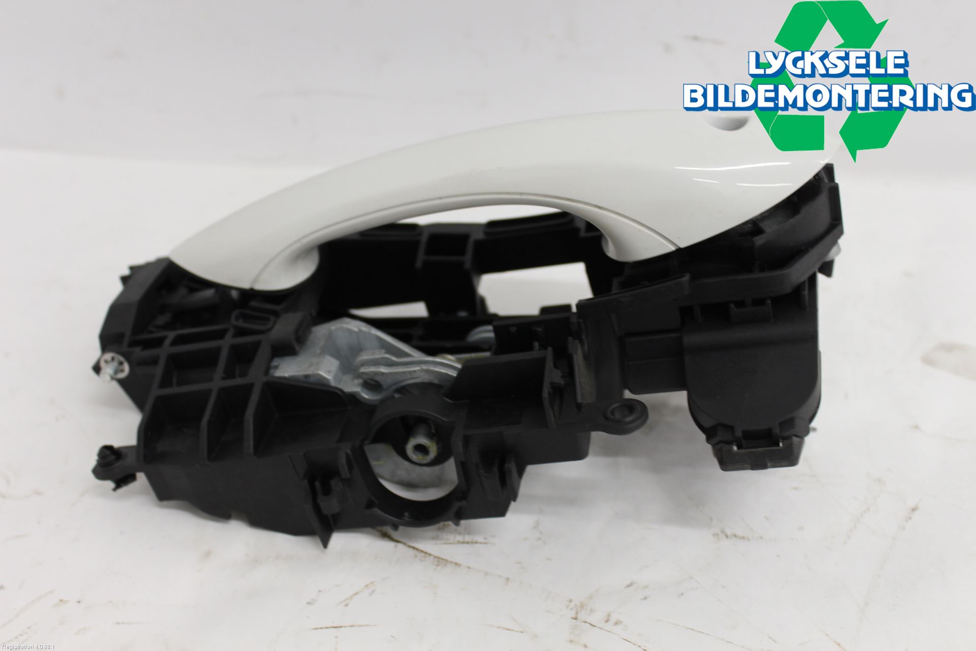 BMW 5 F10/F11/F18 09-17 Dörrhandtag Yttre Vä