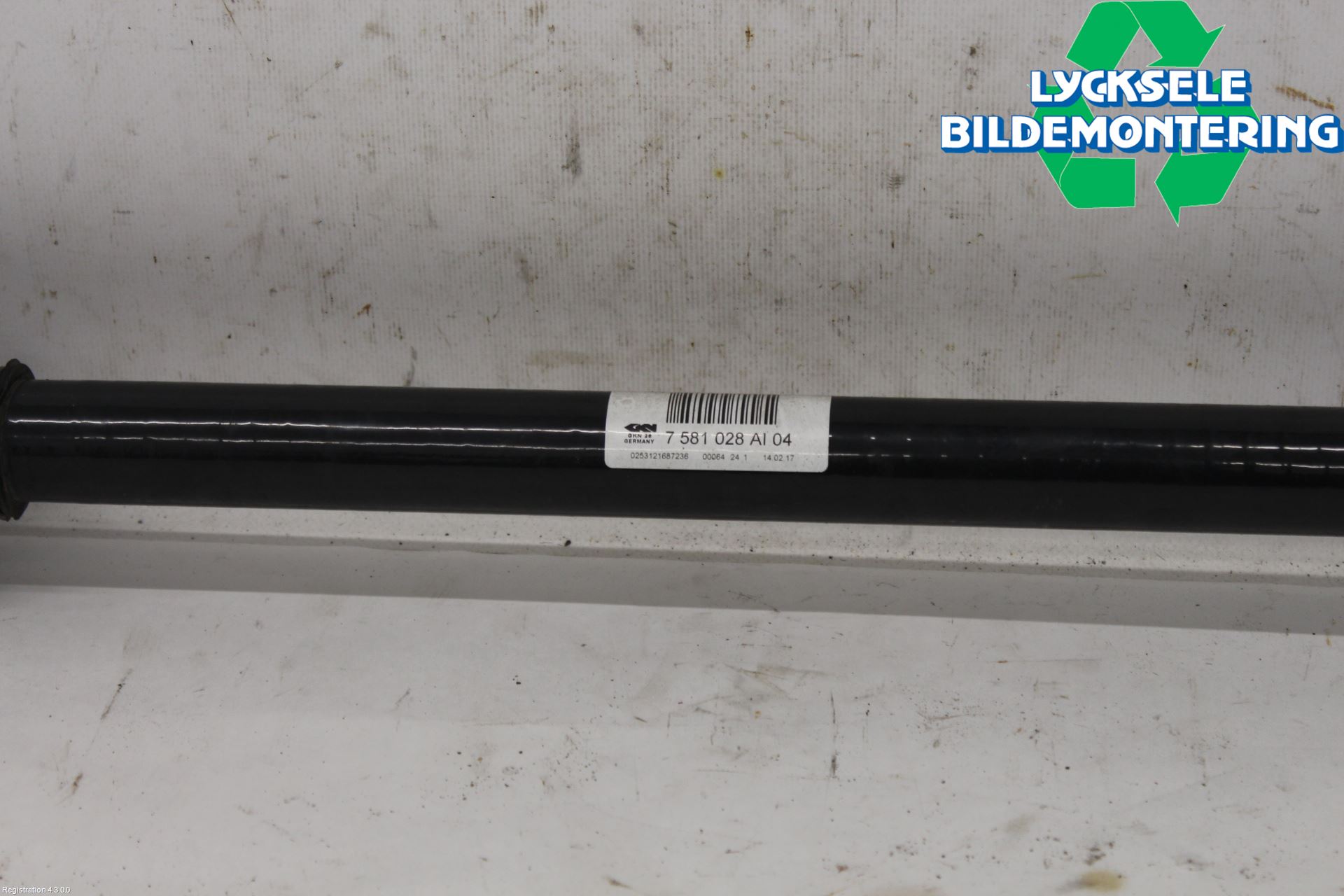 BMW 5 F10/F11/F18 09-17 Drivaxel Bak Höger