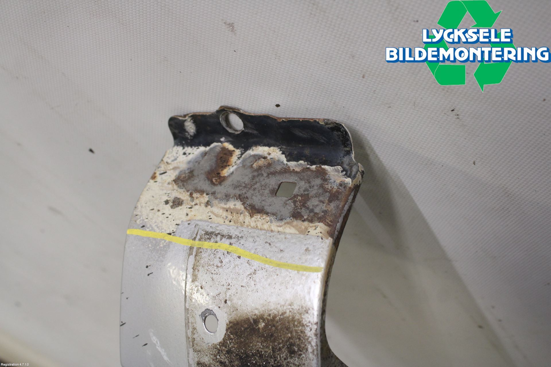 Toyota RAV 4 06-12 Skärm Fram Vänster