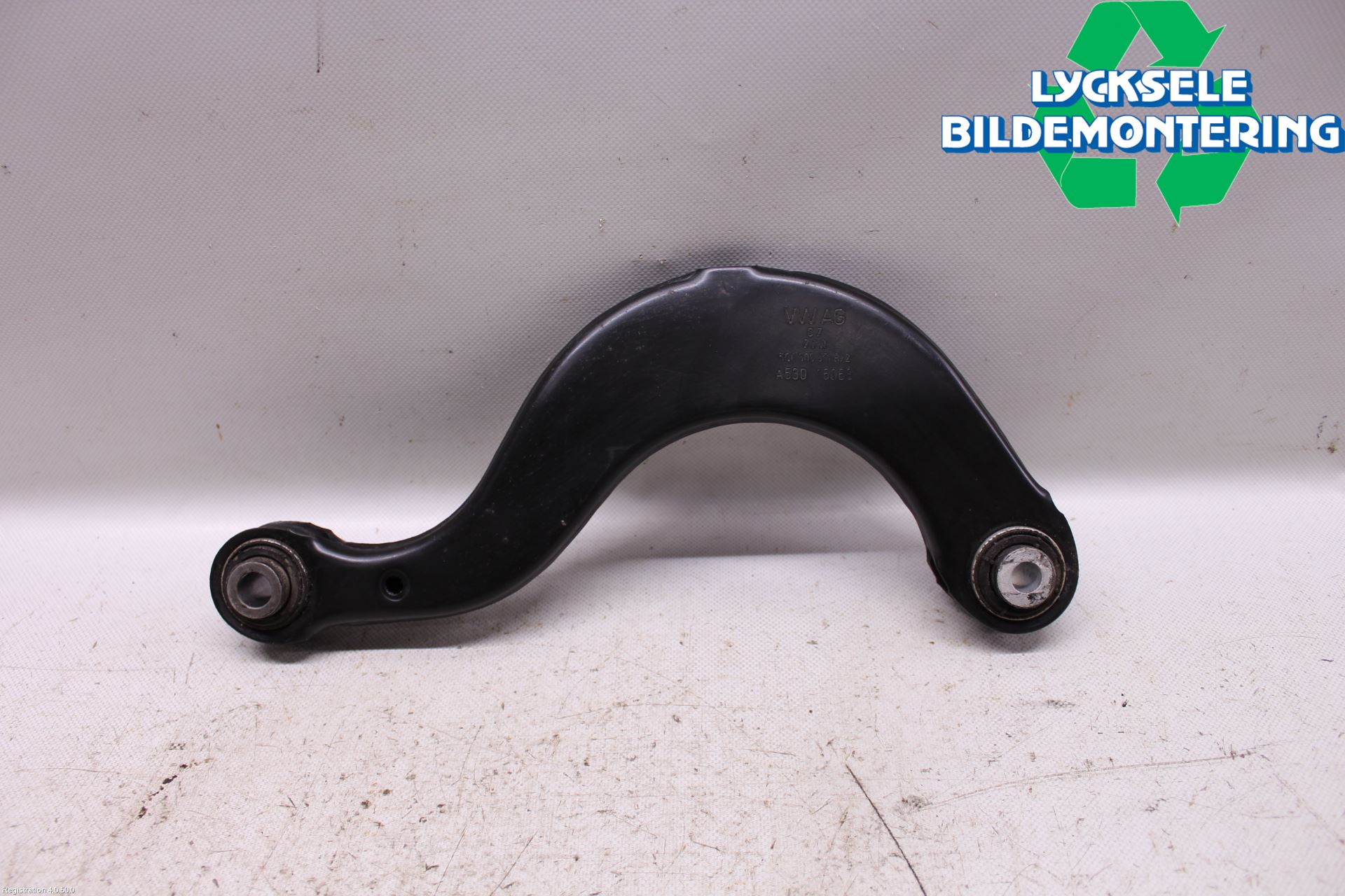 Skoda SUPERB 16-24 Bärarm Bak Vänster