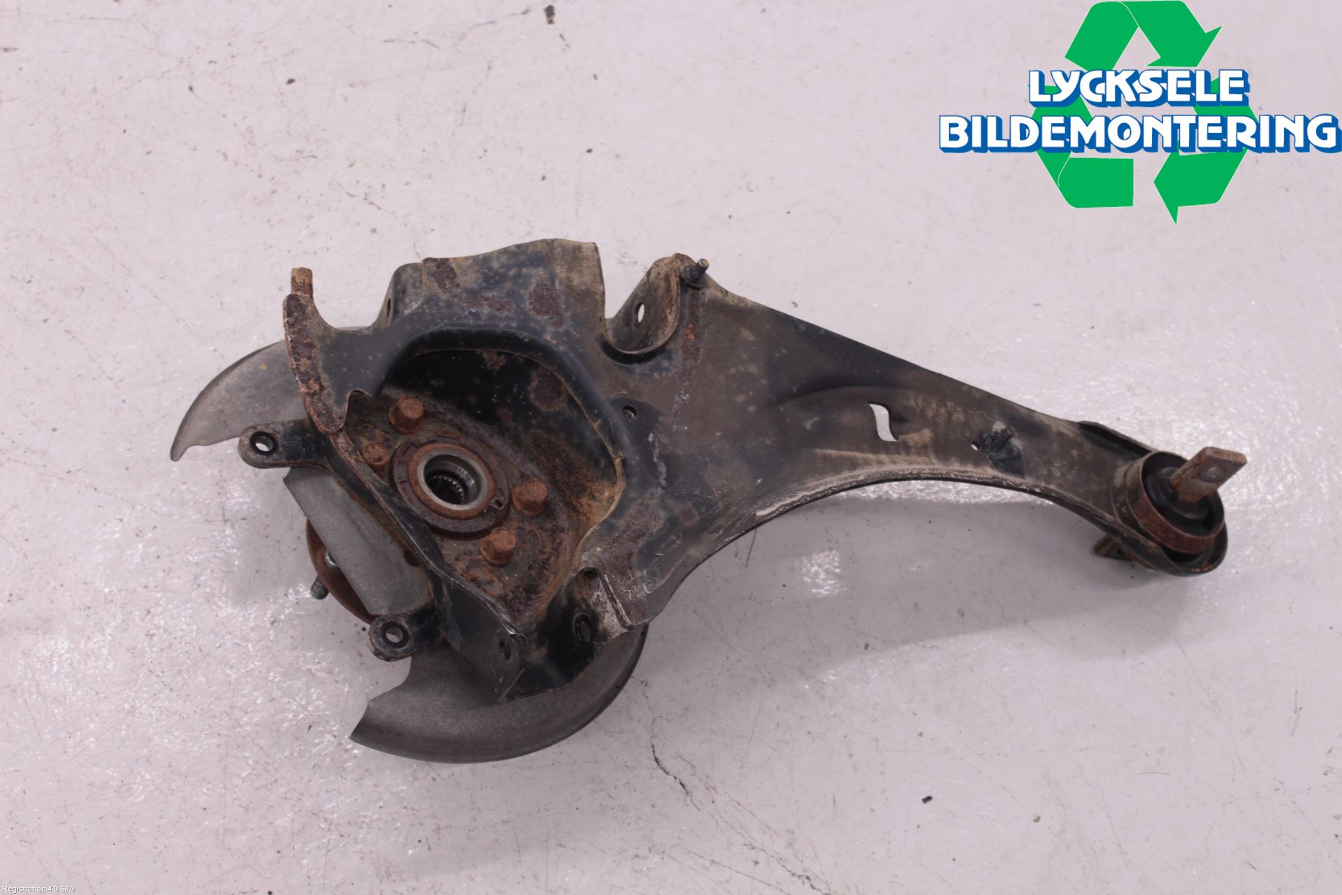 Mitsubishi ASX 10-22 Hjullagerhus-Spindel Hö B
