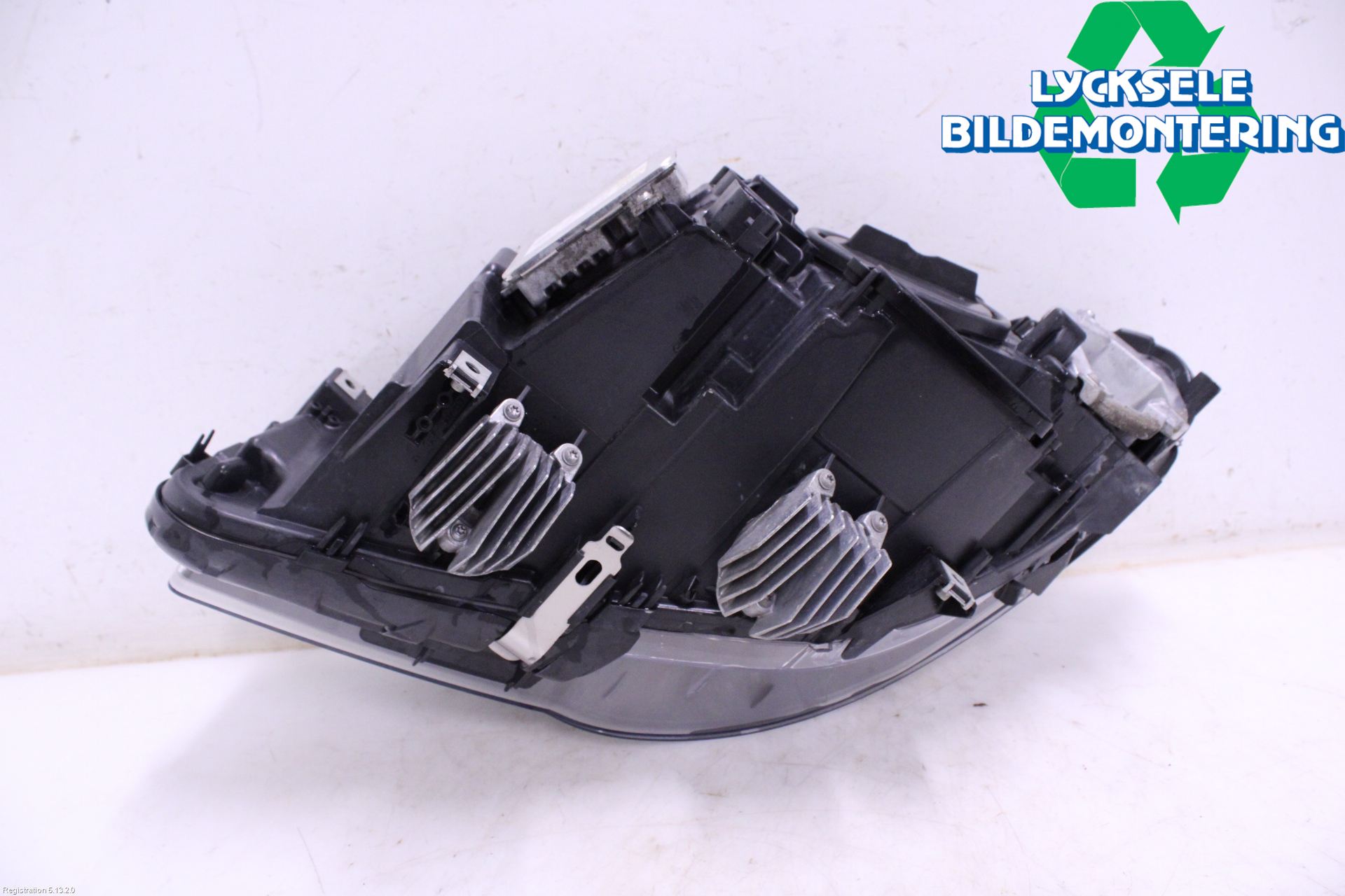 BMW 5 F10/F11/F18 09-17 Strålkastare Höger