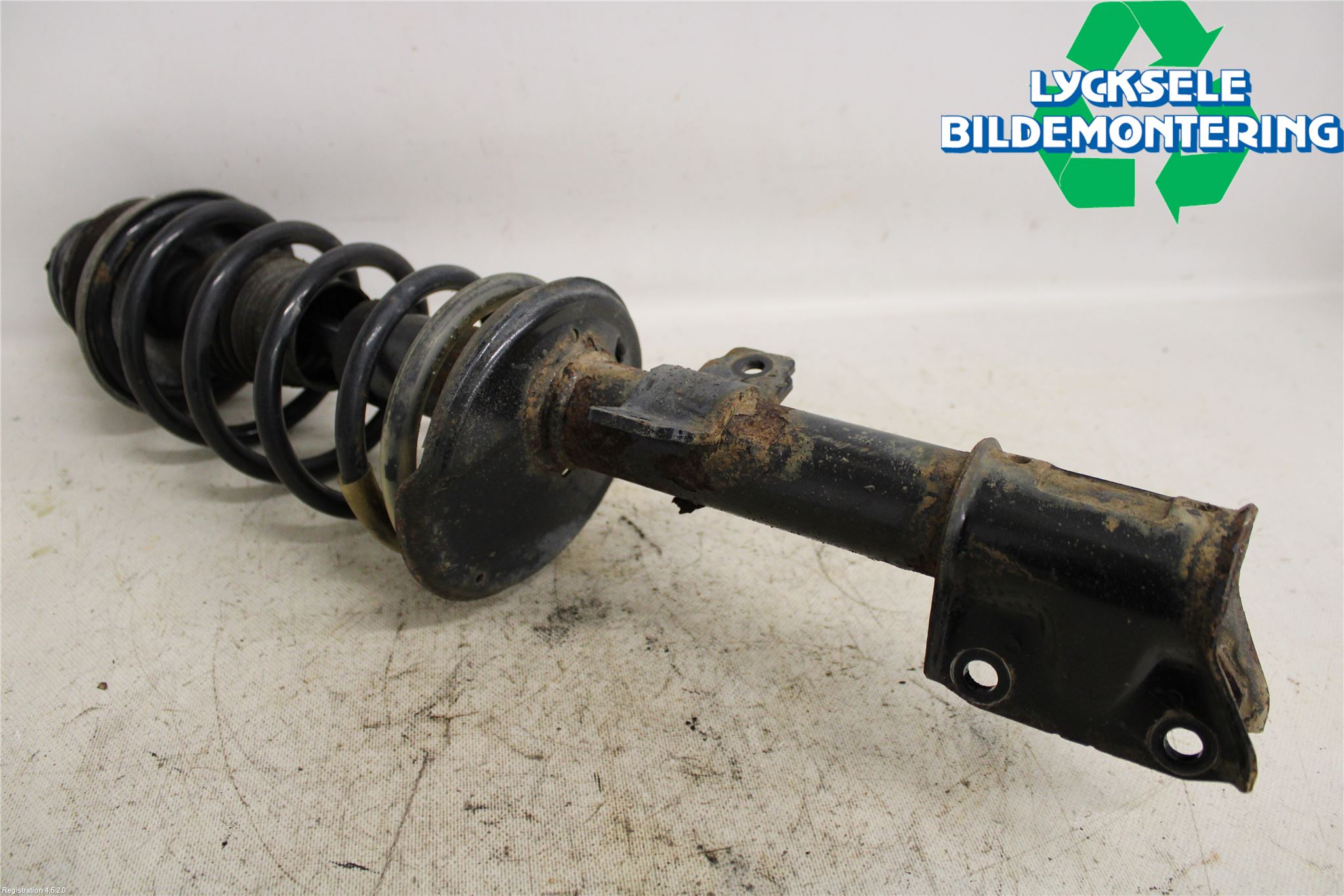 Dacia DUSTER 10-17 Fjäderben Fram Höger