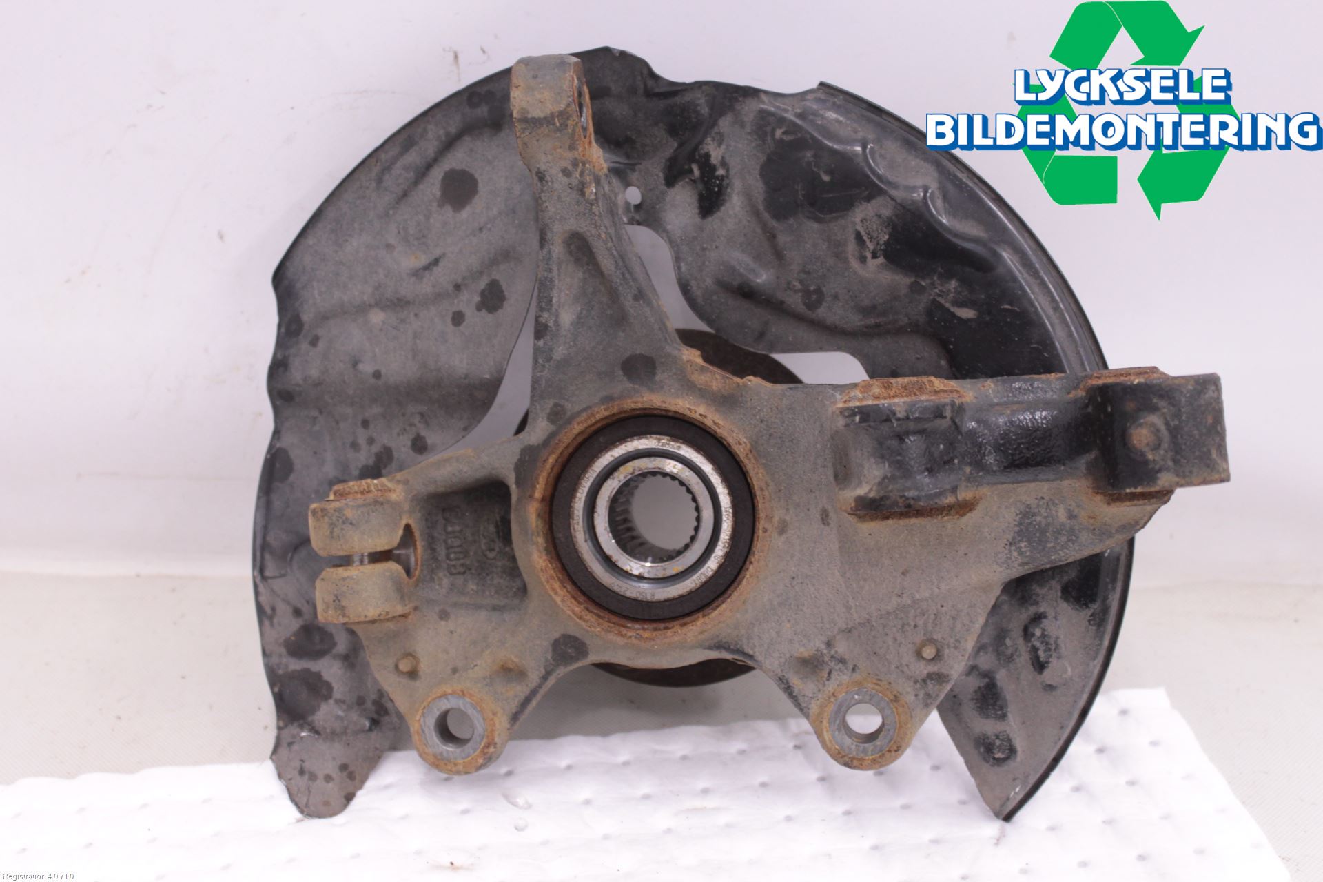 Ford FOCUS 19- Styrspindel Lagerhus Vä