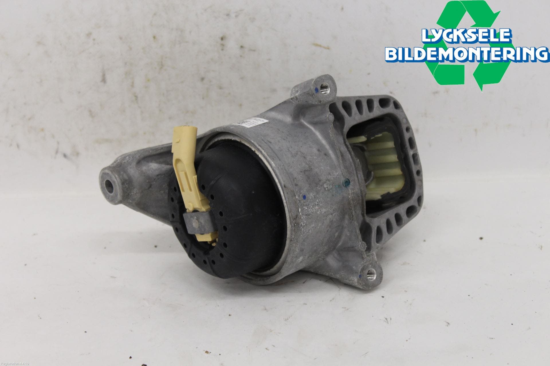 Audi A4/S4 B9 20- Motorkudde