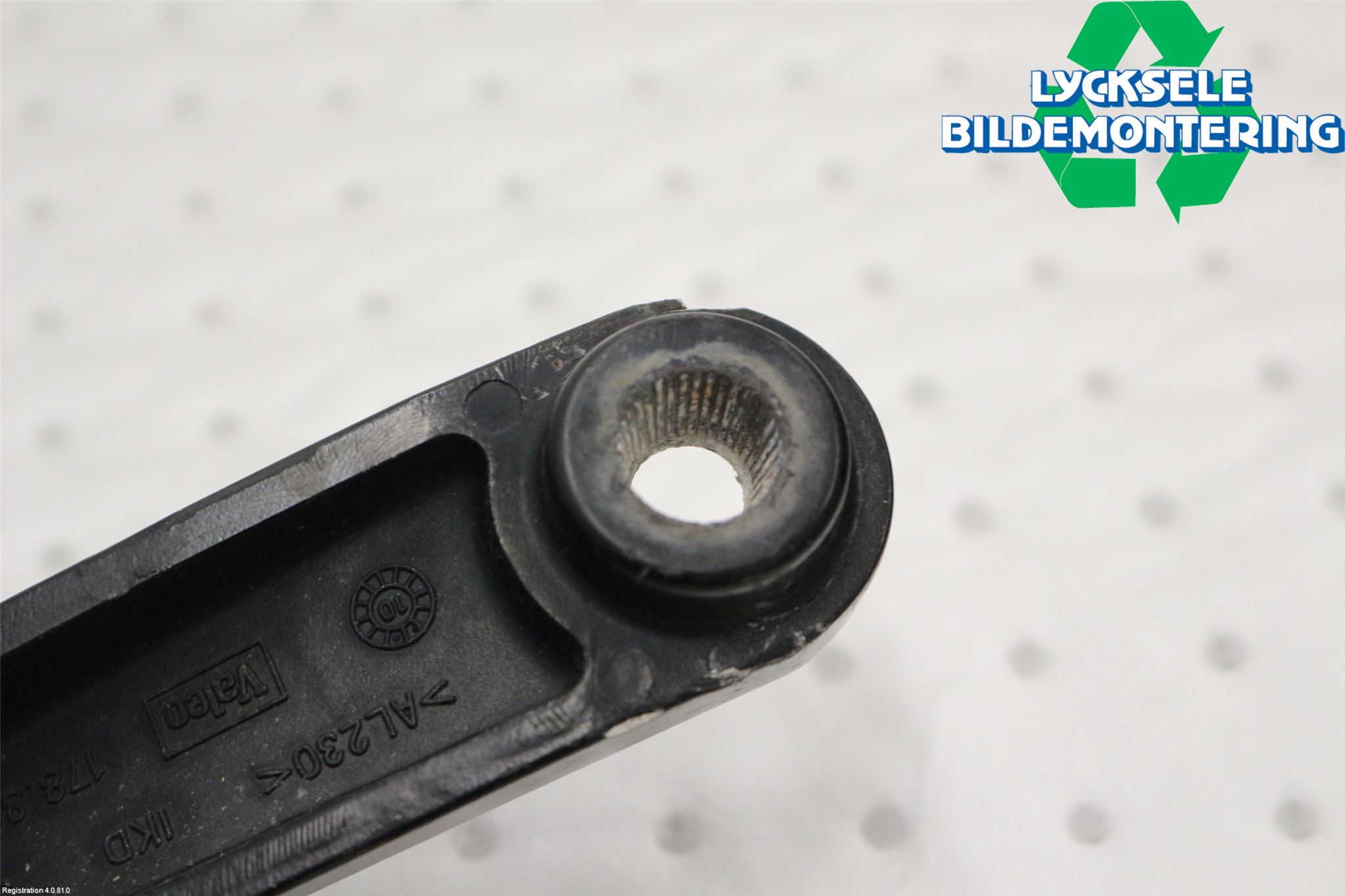 Audi Q7/SQ7 Torkararm Armar Vindruta