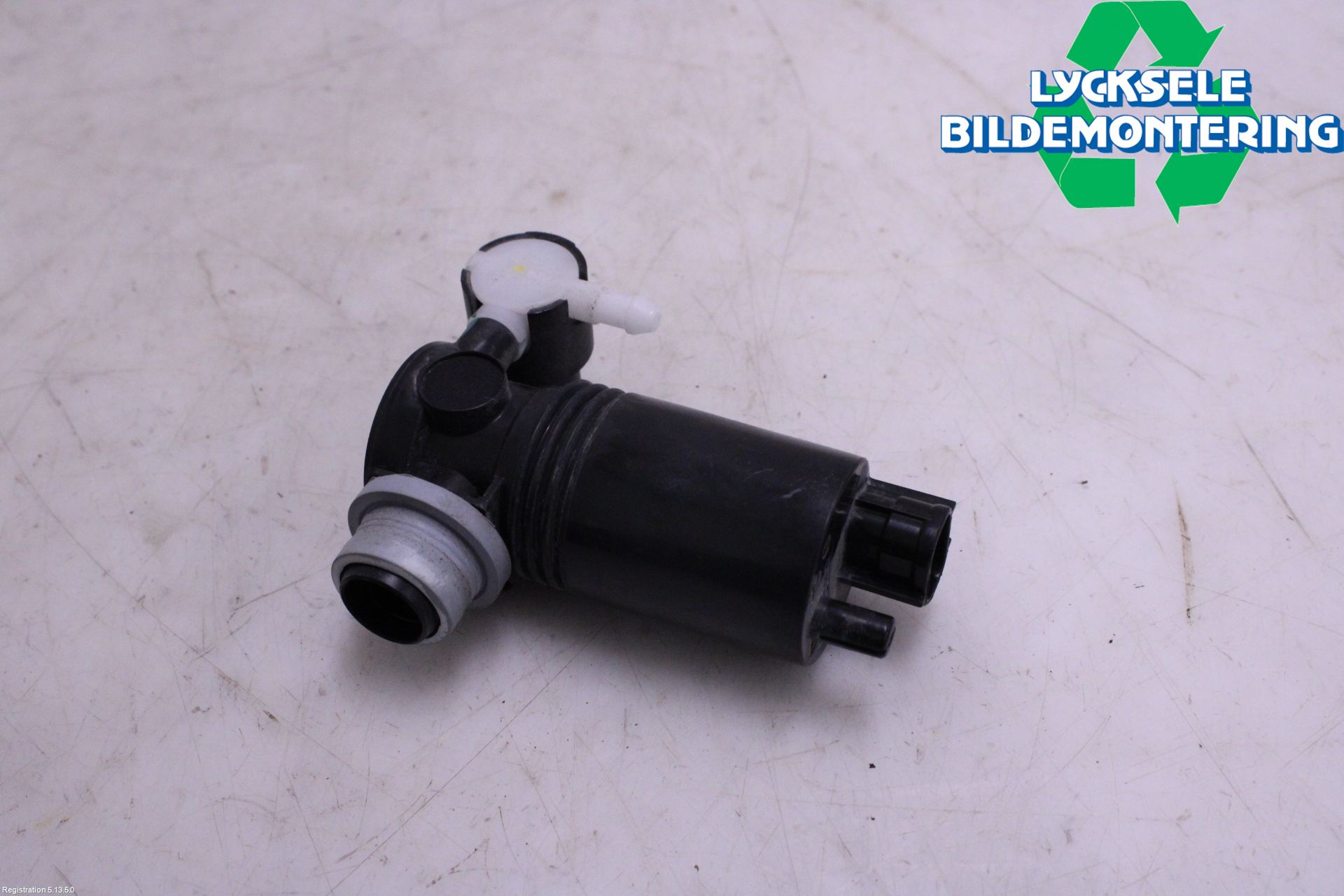 Toyota COROLLA 19- Spolarpump Vindruta