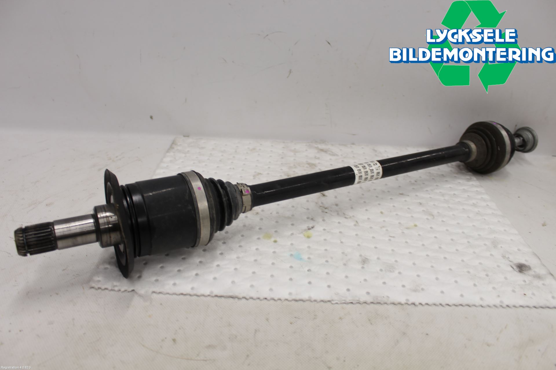 BMW 3 G20/G21/G80/G81 19- Drivaxel Bak Vänster