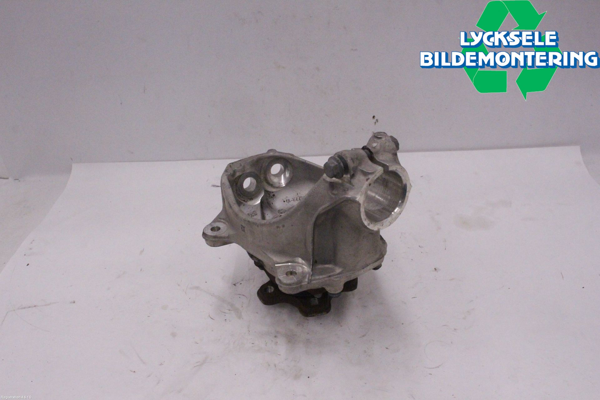 BMW X3 G01 18- Styrspindel Lagerhus Hö