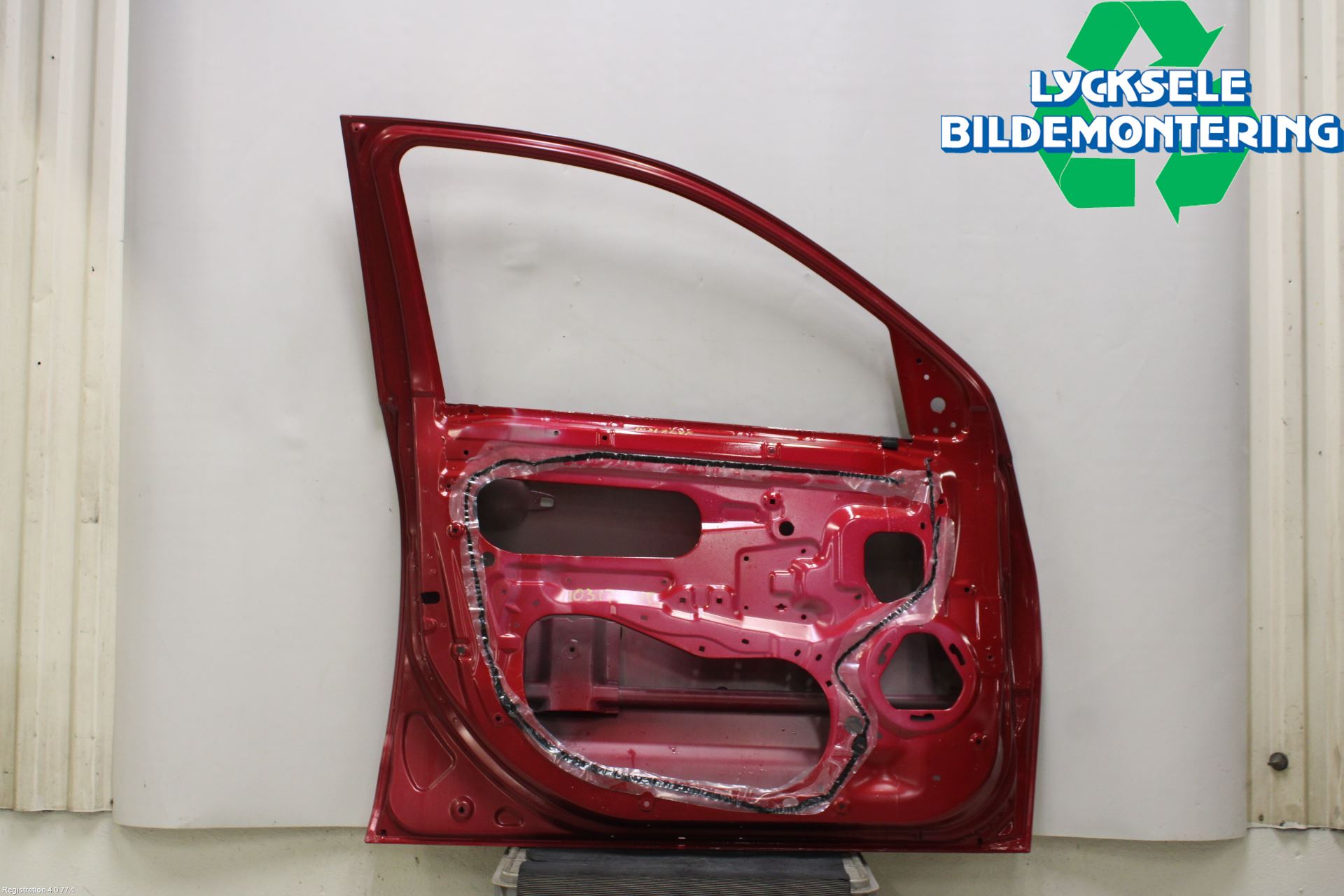 Mitsubishi OUTLANDER 07-12 Dörr Fram Vänster