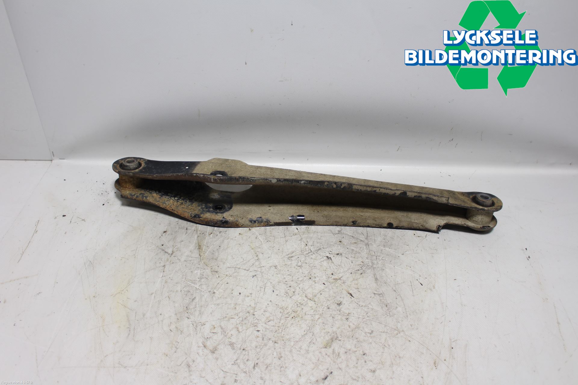 Mitsubishi OUTLANDER 13-21 Bärarm Bak Vänster