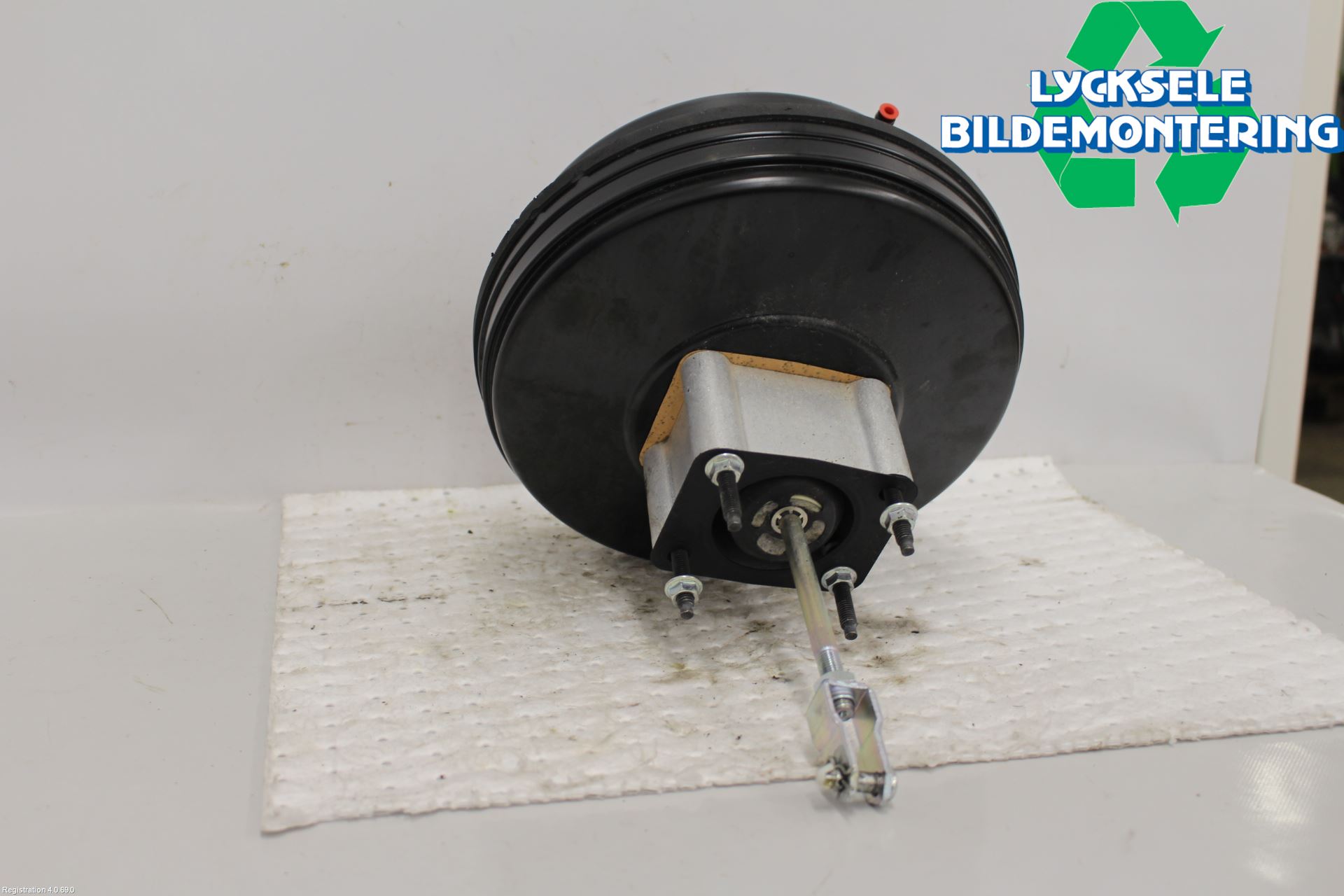 Nissan NAVARA, TREK-1 17-21 Bromsservo