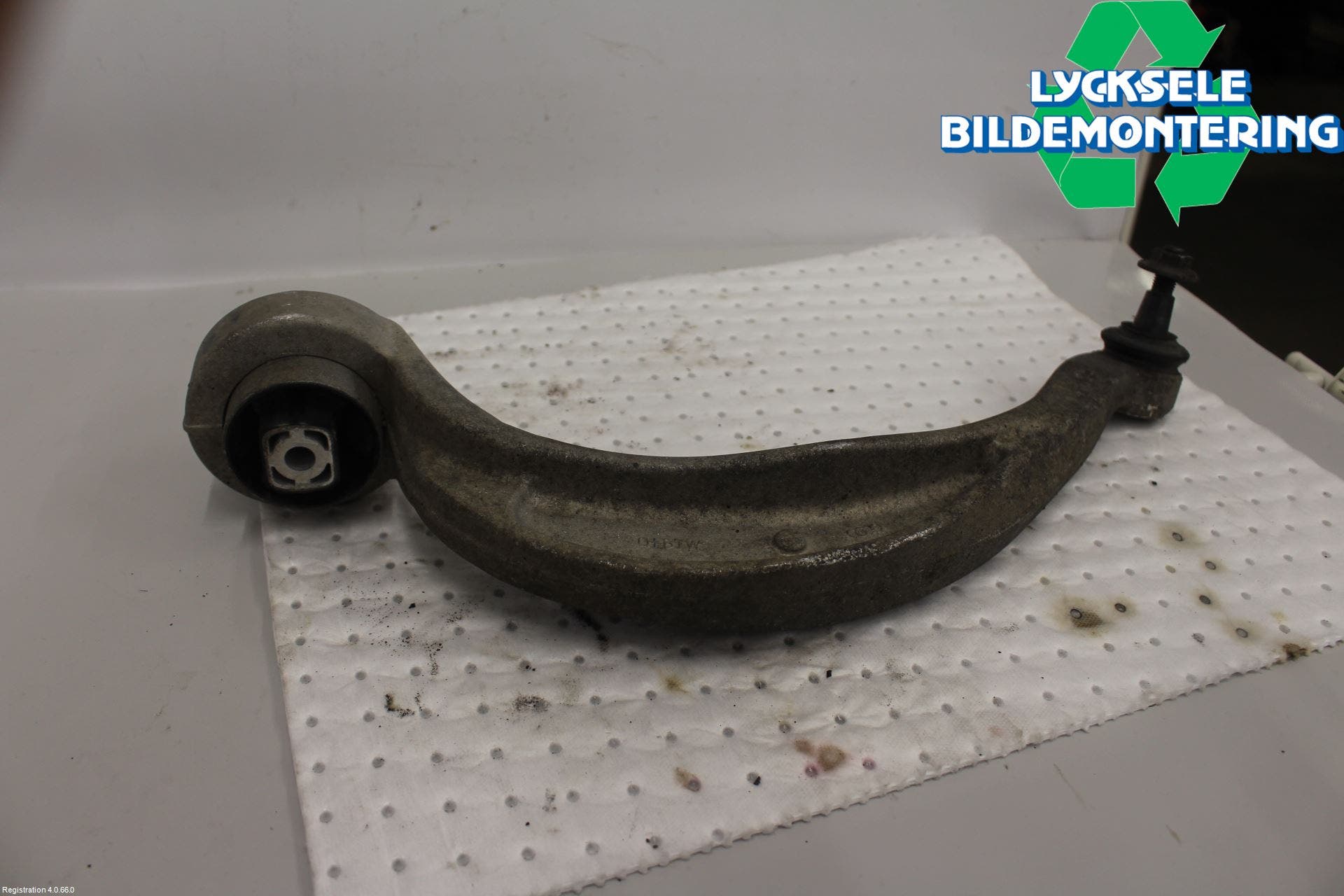 Audi A5 07-16 Bärarm Fram Undre Hö