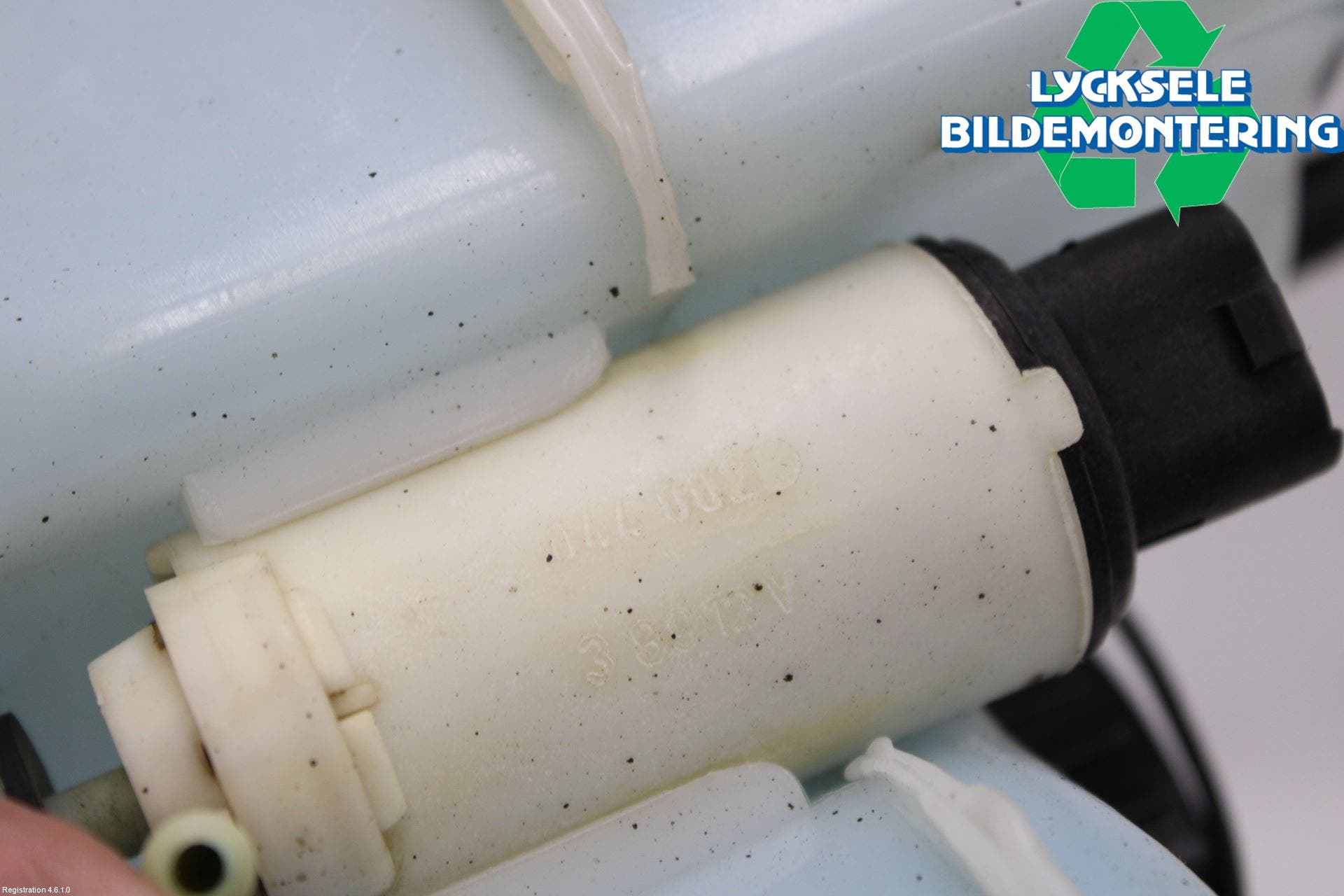 Volvo 740 88-92 Spolartank Baklucka