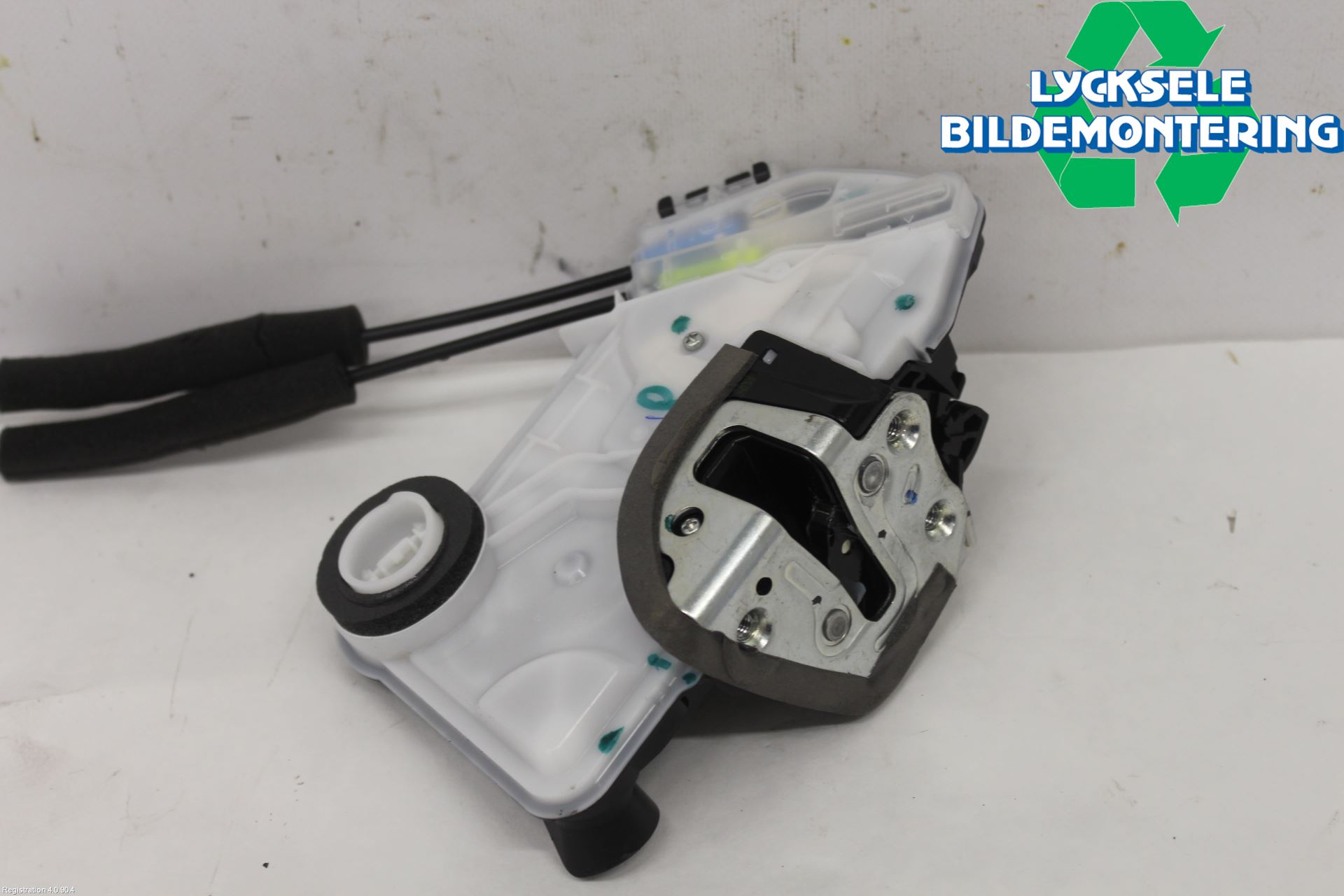 Toyota COROLLA 19- Låskista-Dörrlås