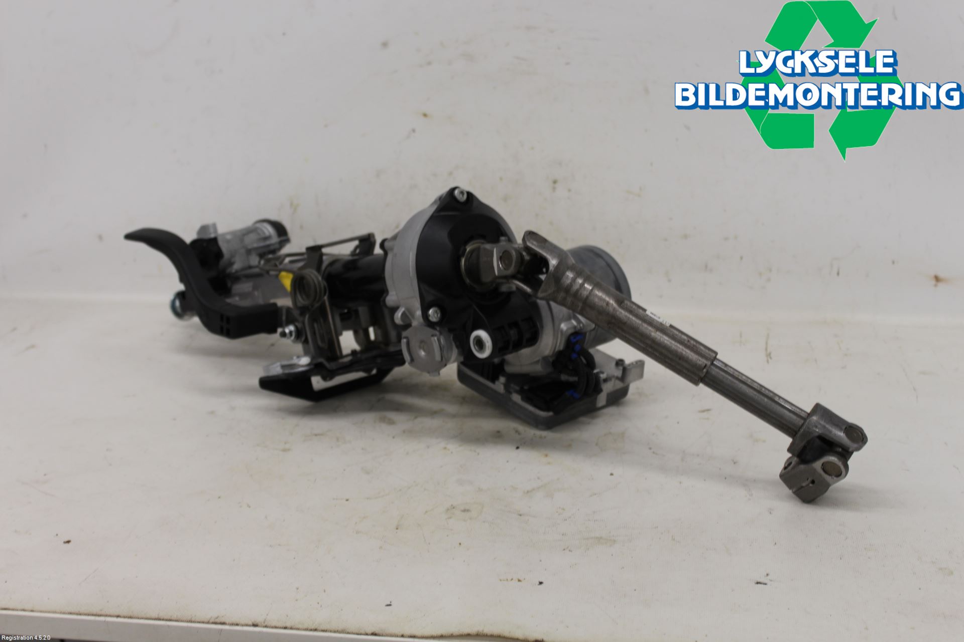 Seat ARONA Rattaxelagg Med Inb Servo