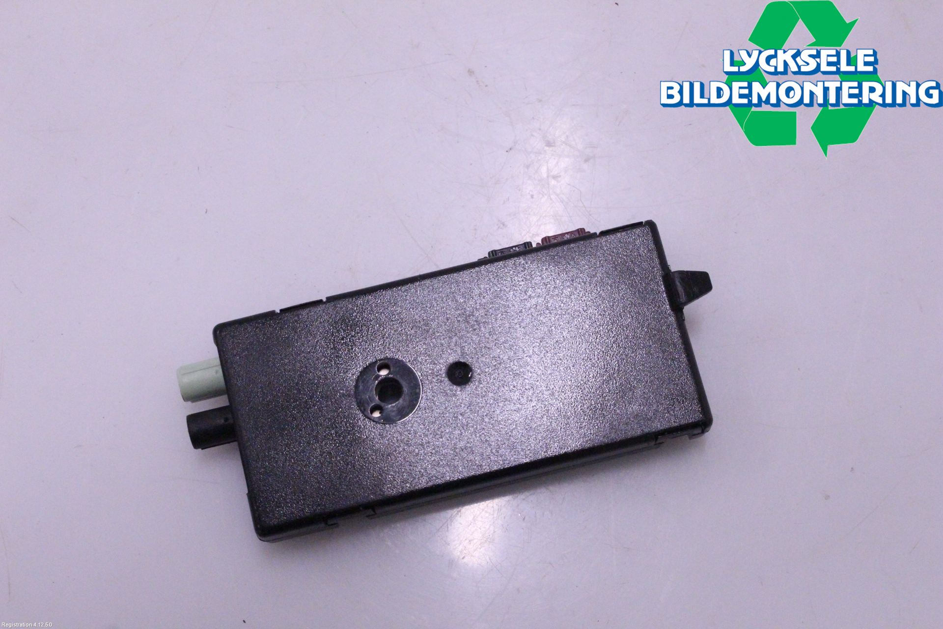 BMW 3 F30/F31/F80 12-19 Antennförstärkare