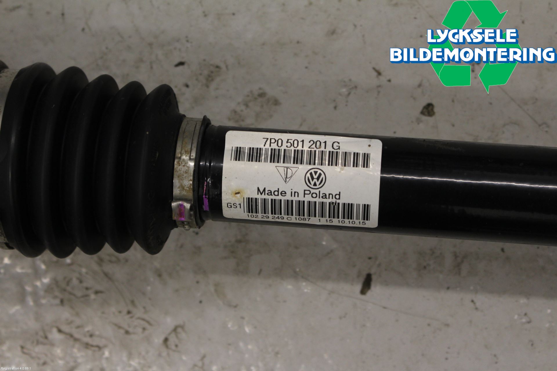 Volkswagen VW TOUAREG 7P 11-18 Drivaxel Bak Vänster