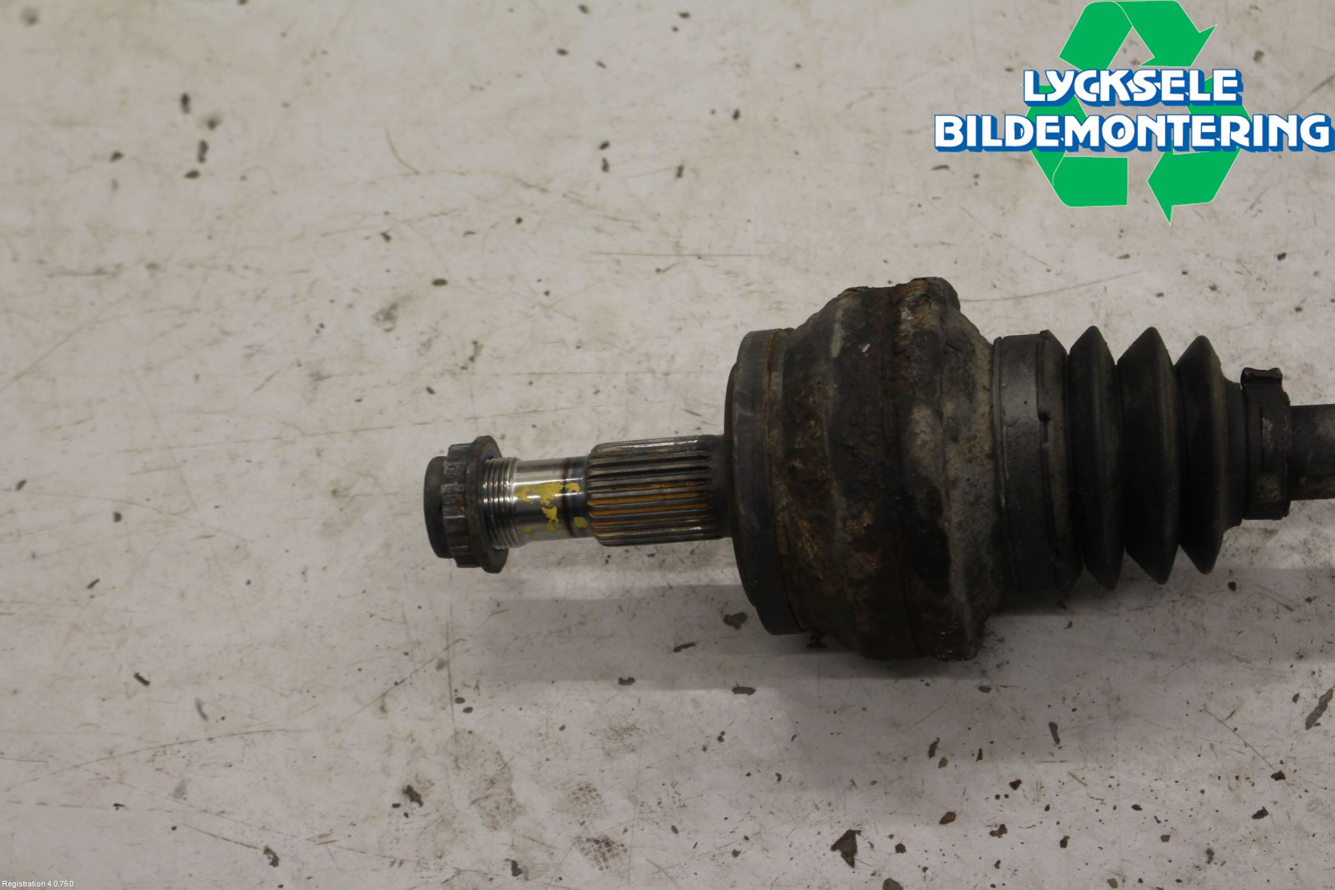Mercedes-Benz MB E-KLASS (W212) 09-16 Drivaxel Bak Höger