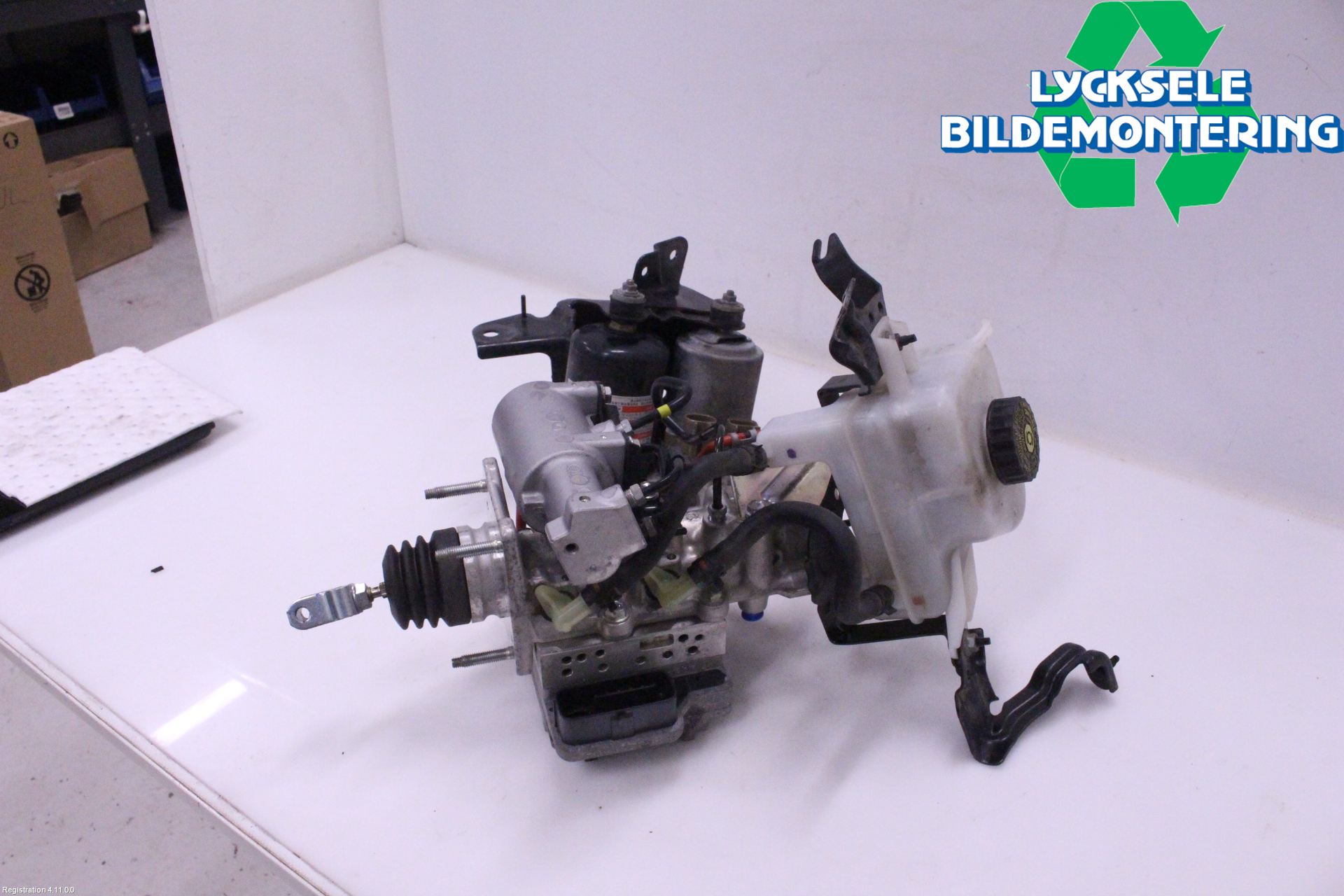 Toyota YARIS XP130 15-20 Abs Hydraulaggregat