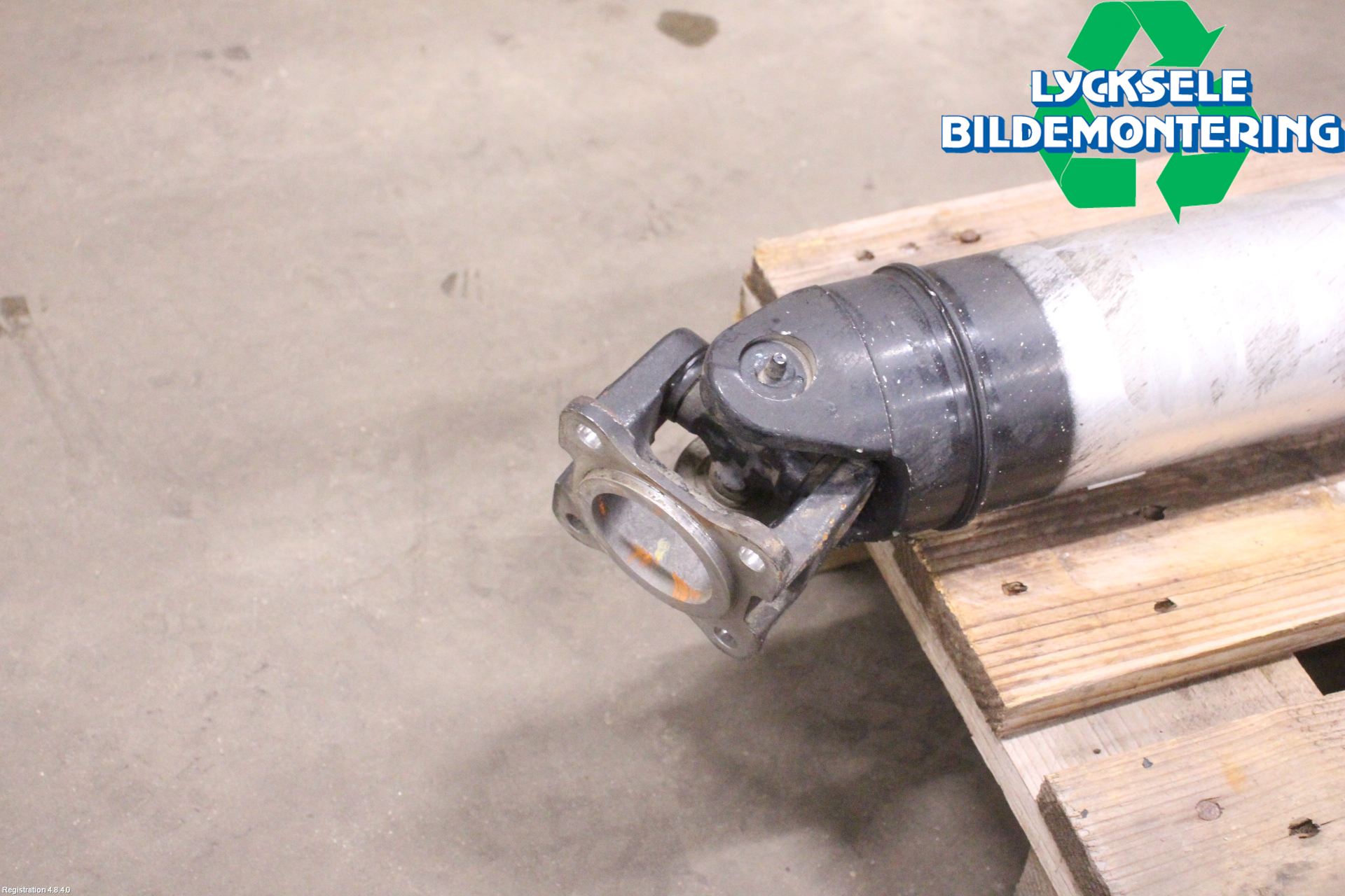 Isuzu D-MAX Mellanaxel Komp