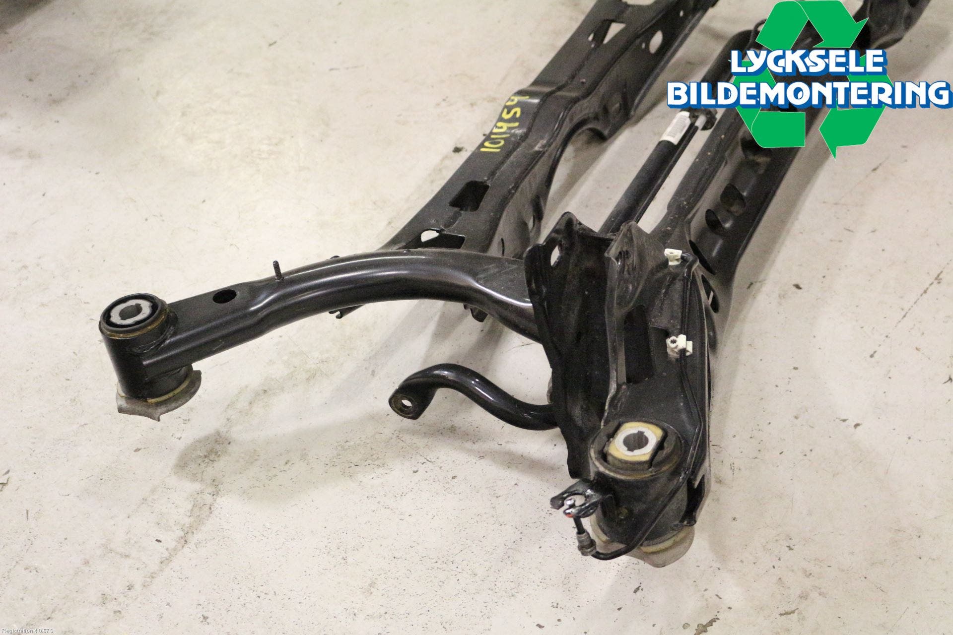 Volkswagen VW PASSAT 15-19 Bakaxelbalk