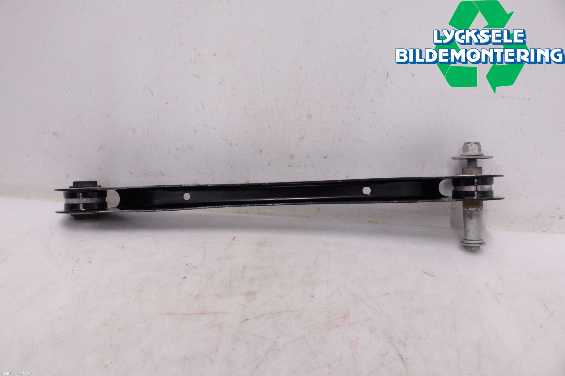 Ford MUSTANG Mach-E 21- Bärarm Bak Höger