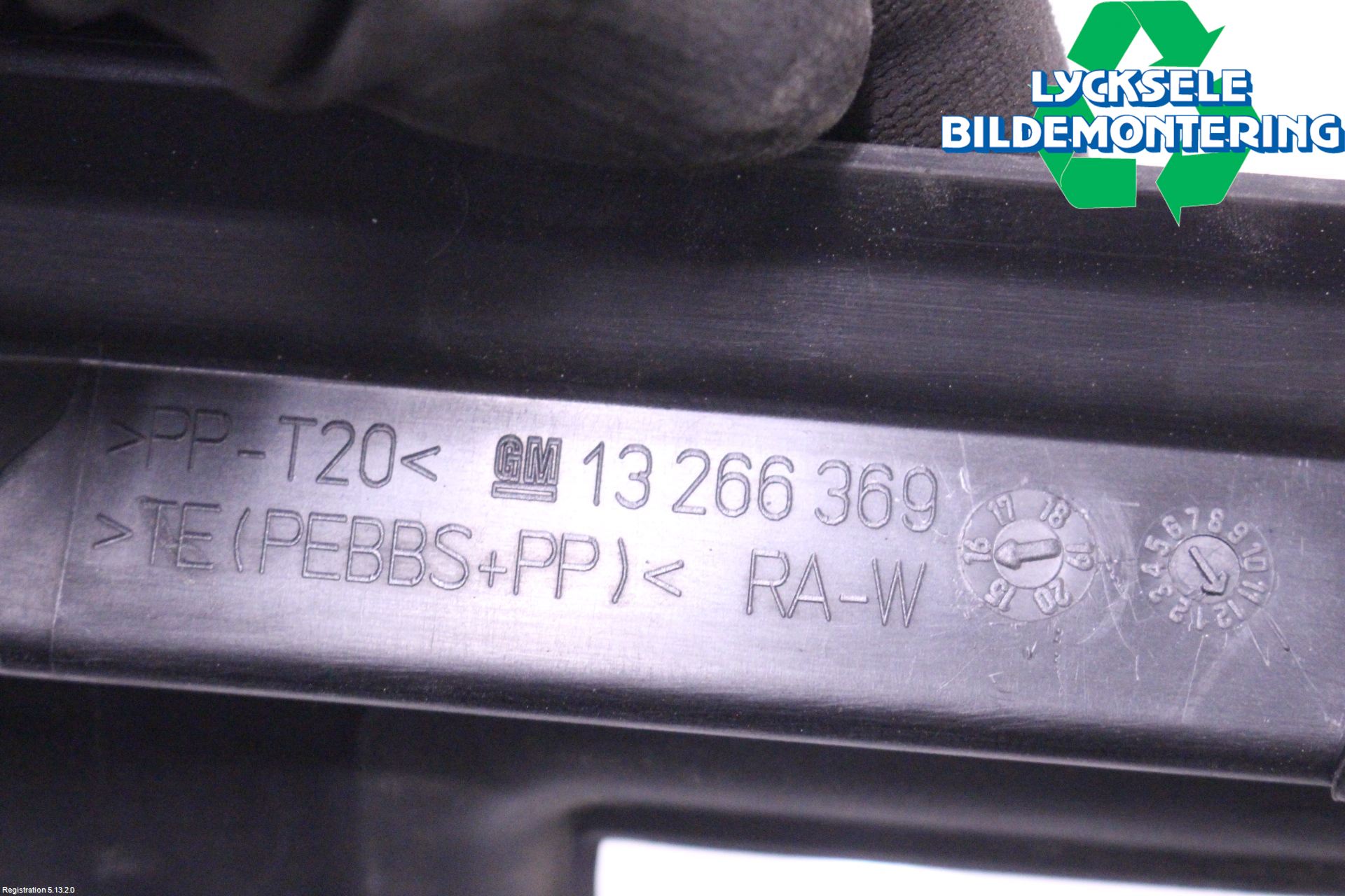 Opel INSIGNIA 17- Deflektor Plåt-Plast Kylning