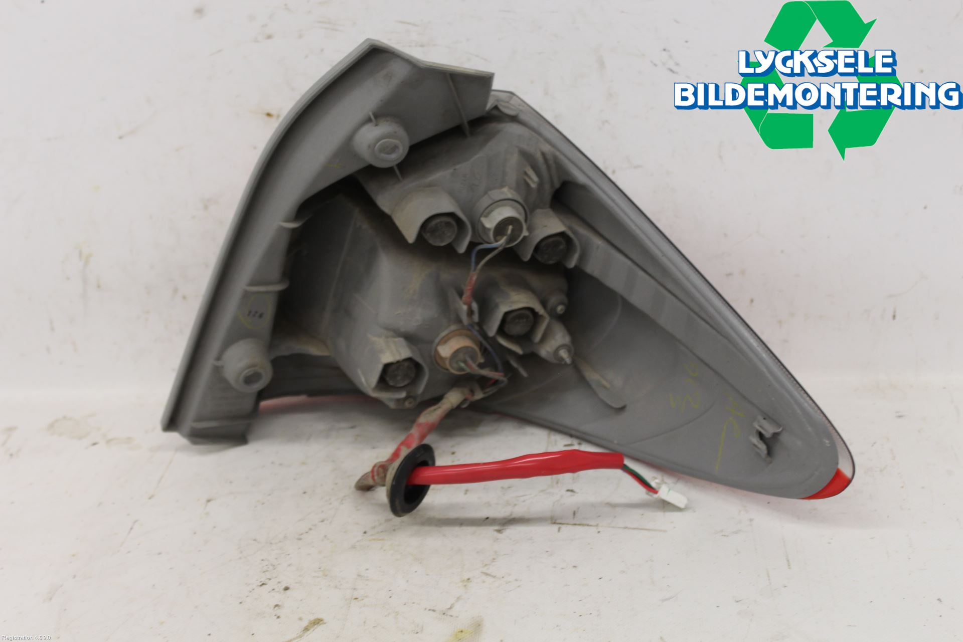 Toyota VERSO-S 11-16 Bakljus Vänster