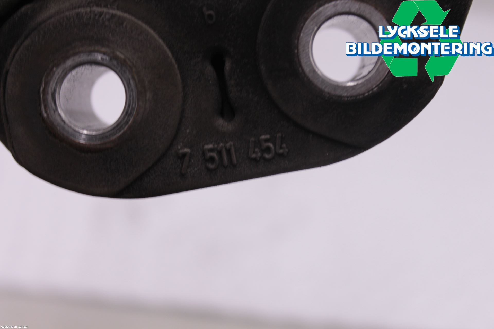 BMW X1 E84 10-15 Mellanaxel Gummiknut