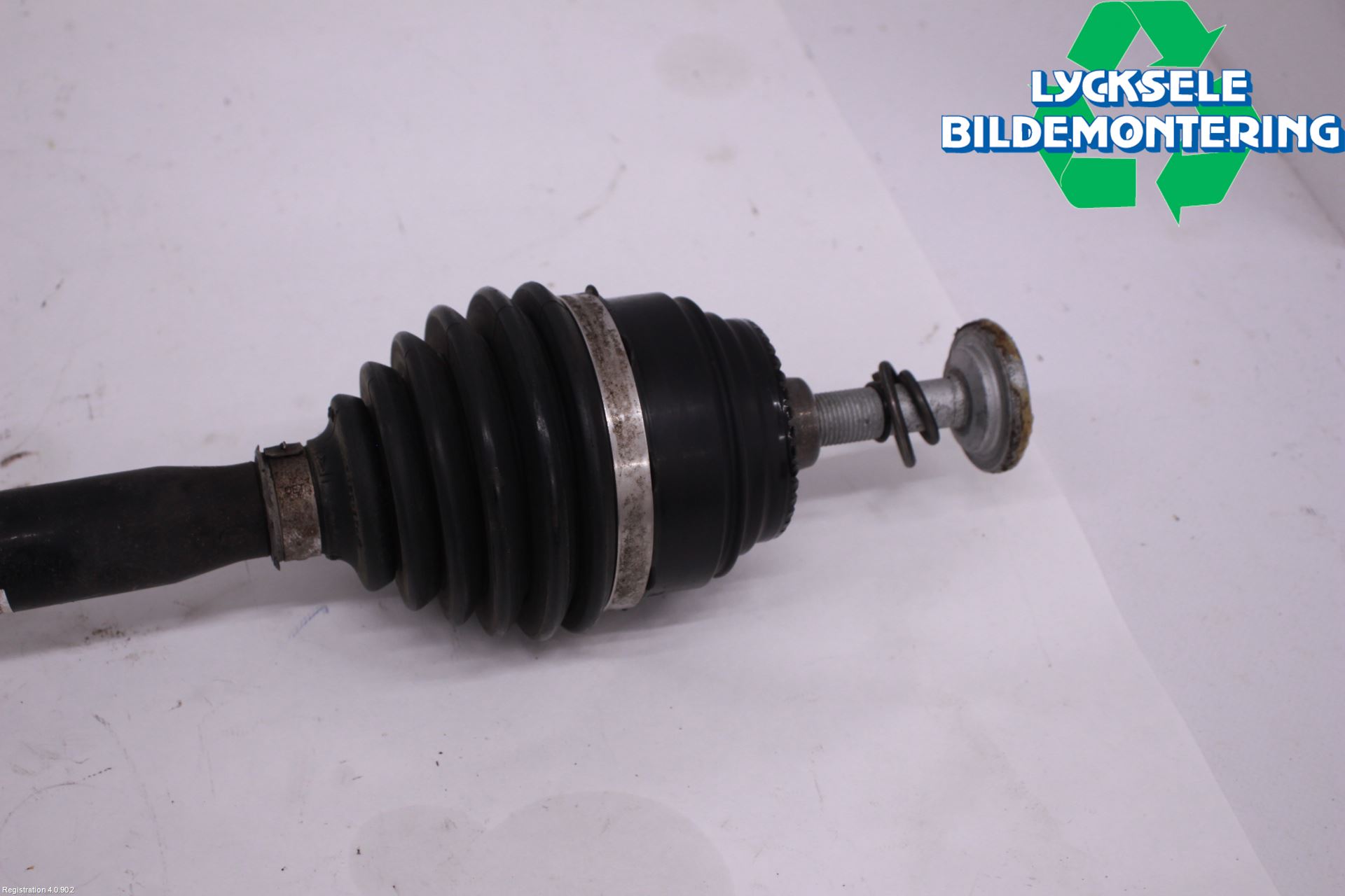 BMW X3 G01 18- Drivaxel Fram Höger