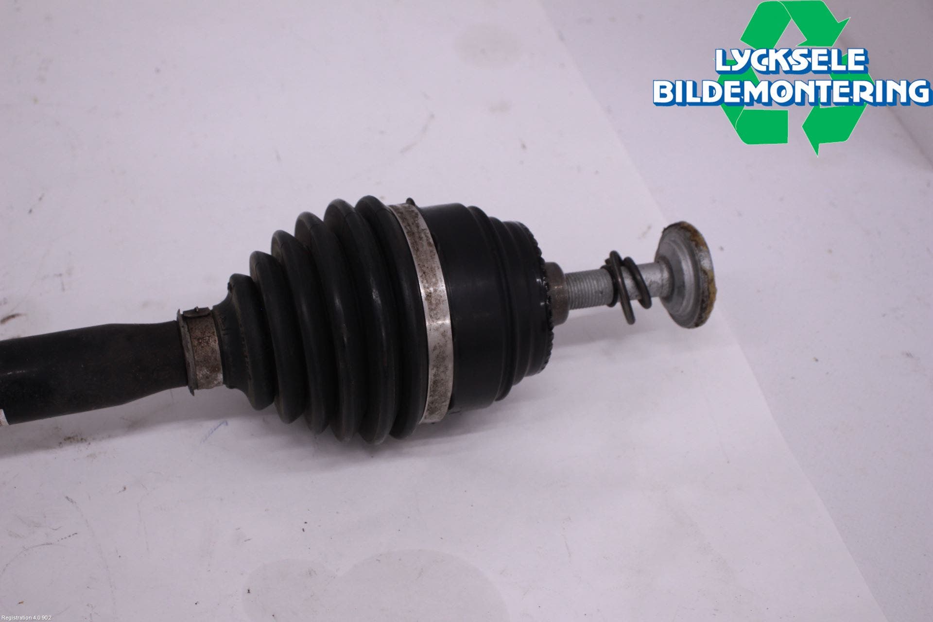 BMW X3 G01 18- Drivaxel Fram Höger