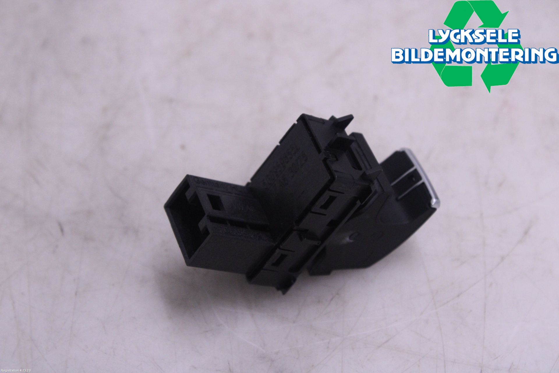 Volkswagen VW PASSAT 24- Strömställare Elhiss