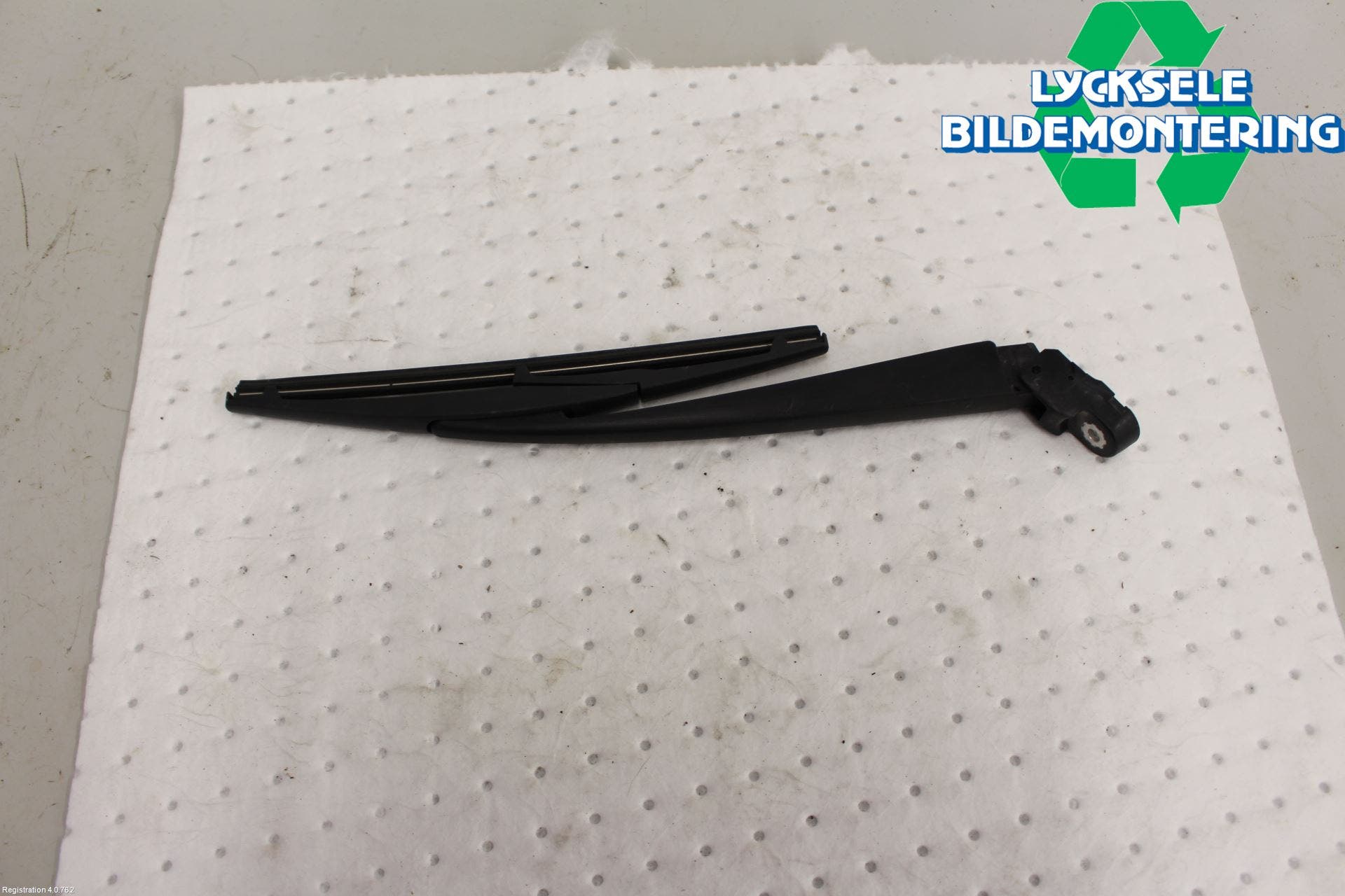 Suzuki VITARA 15- Torkararm-Bakruta