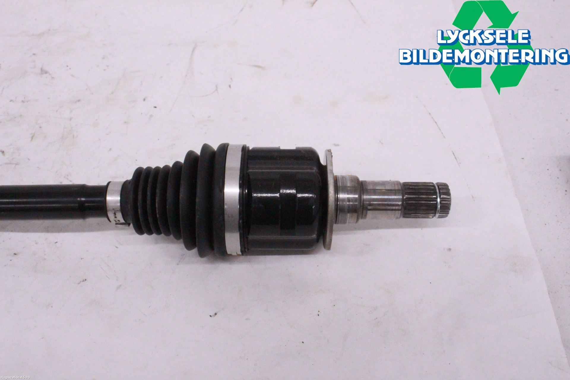 Toyota YARIS XP21 20- Drivaxel Fram Vänster