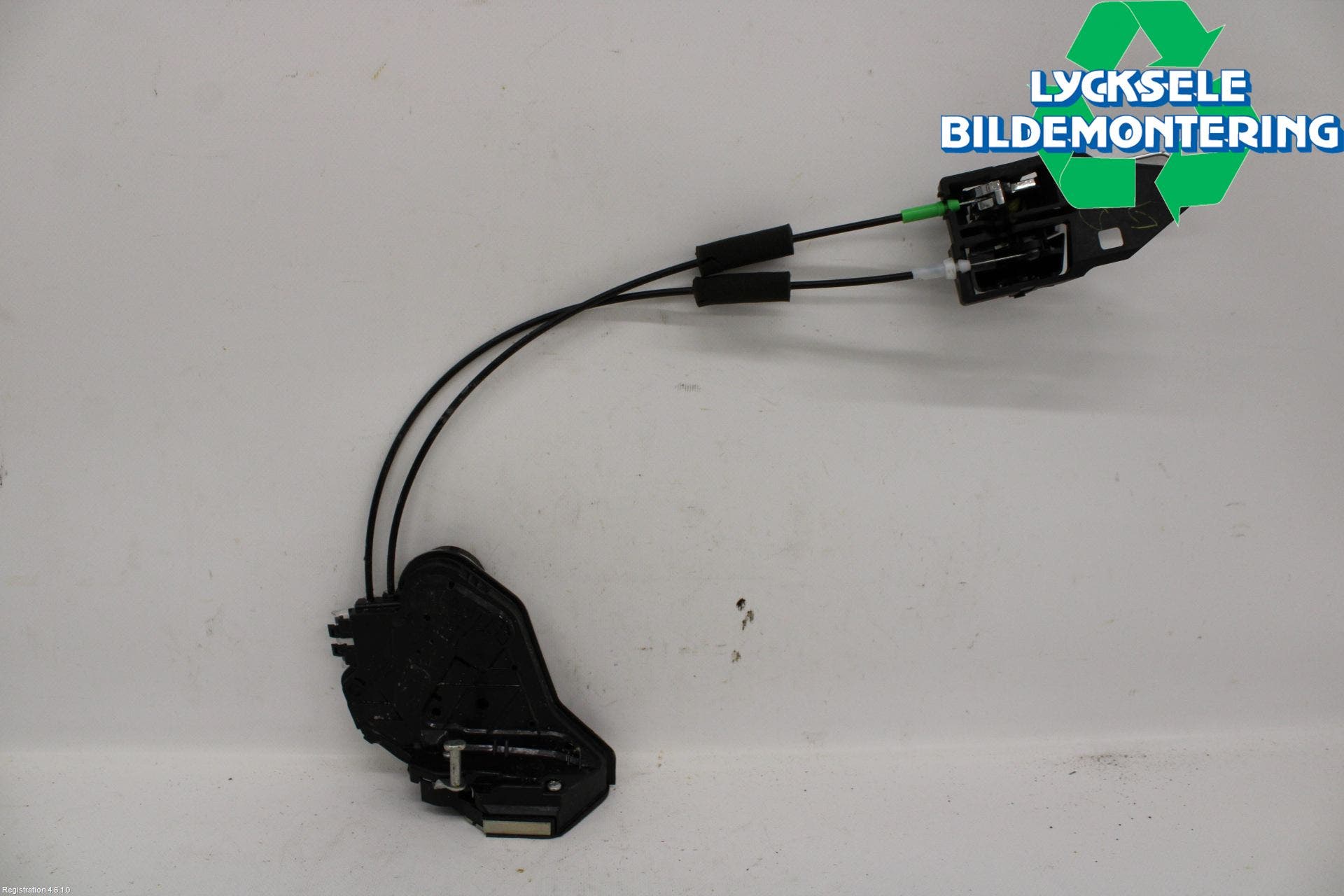 Toyota HILUX 16- Låskista-Dörrlås