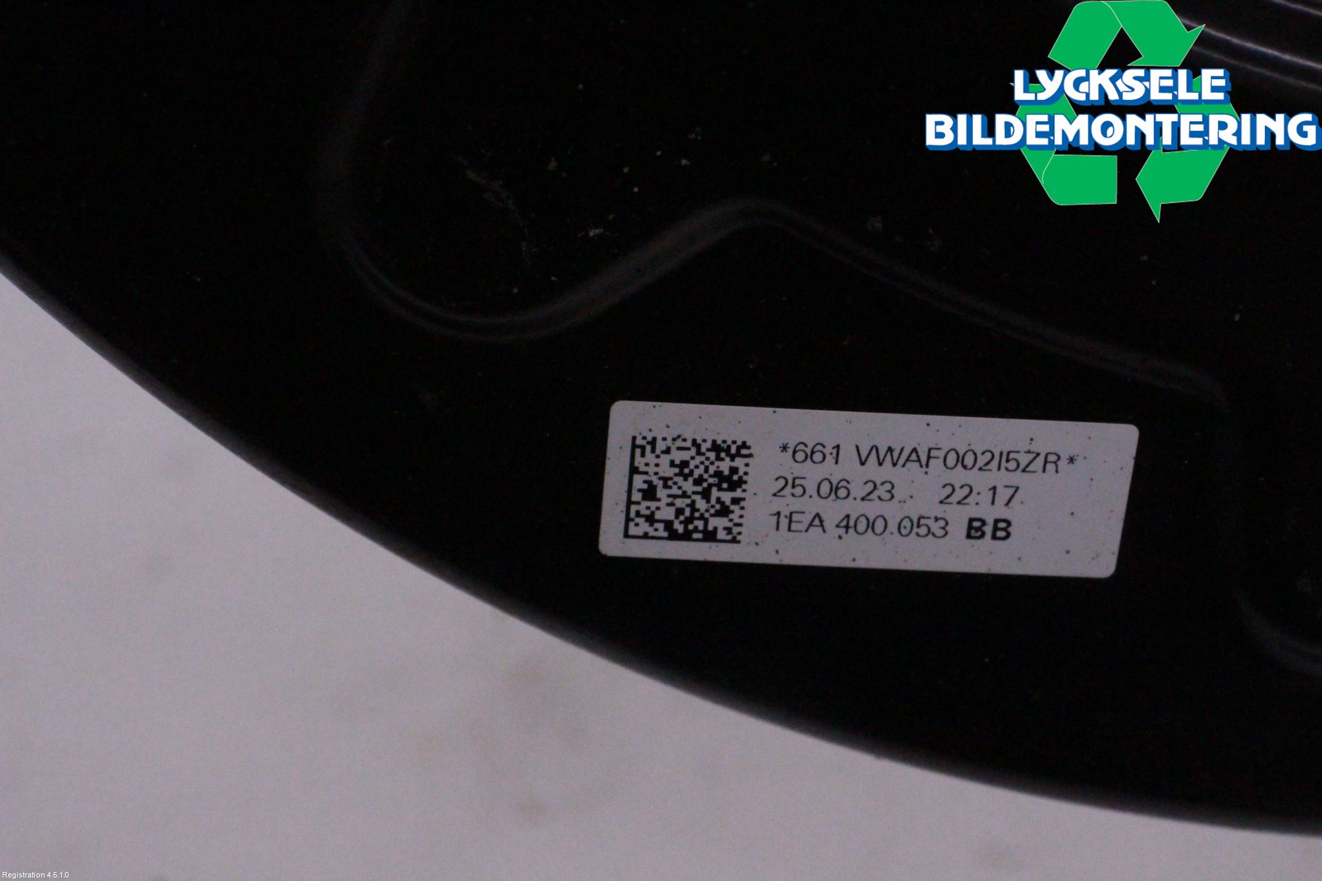 Skoda ENYAQ iV 21- Bromssköld Fram